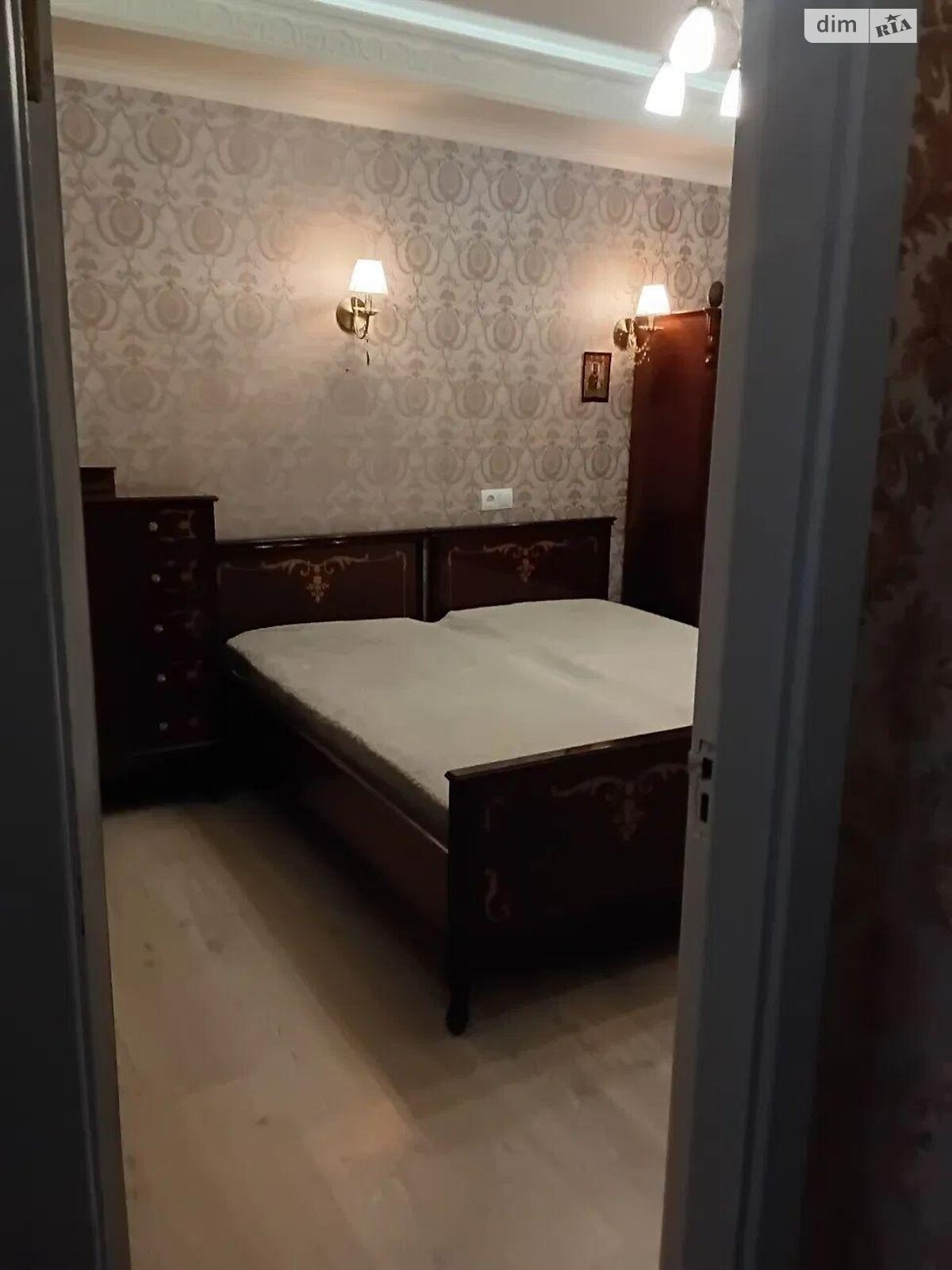 Продаж двокімнатної квартири в Києві, на просп. Берестейський 9, район Центр фото 1 Продаж двокімнатної квартири в Києві, на просп. Берестейський 9, район Центр фото 1