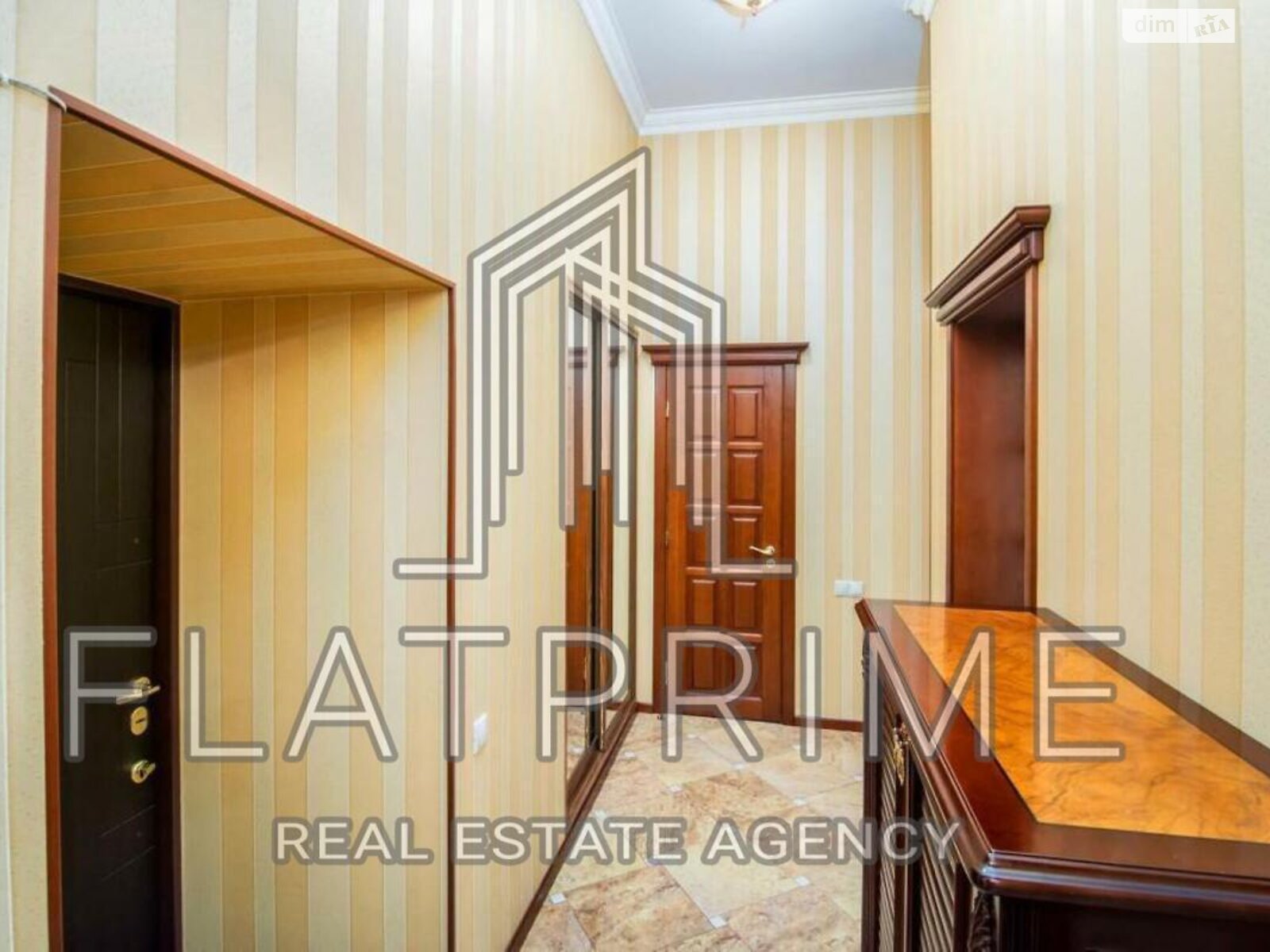 Продажа двухкомнатной квартиры в Киеве, на ул. Саксаганского 43, район Центр фото 1 Продажа двухкомнатной квартиры в Киеве, на ул. Саксаганского 43, район Центр фото 1