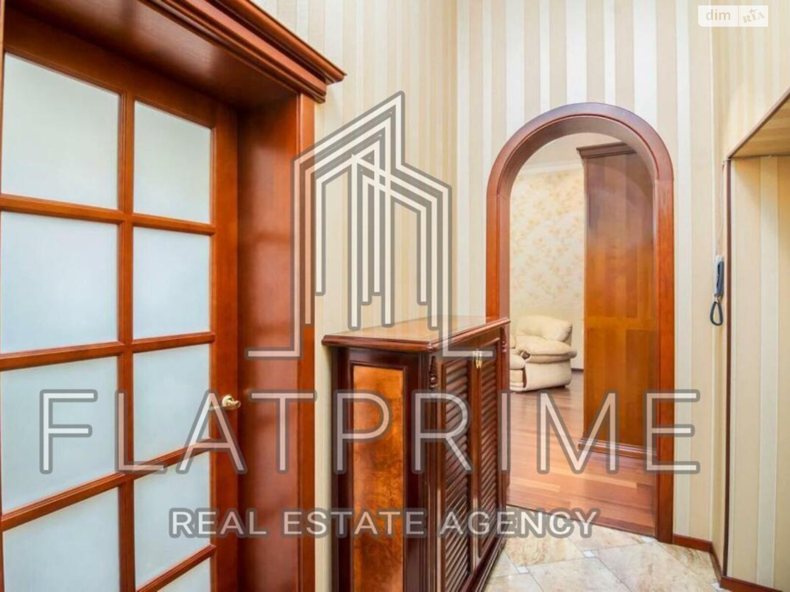Продажа двухкомнатной квартиры в Киеве, на ул. Саксаганского 43, район Центр фото 1 Продажа двухкомнатной квартиры в Киеве, на ул. Саксаганского 43, район Центр фото 1
