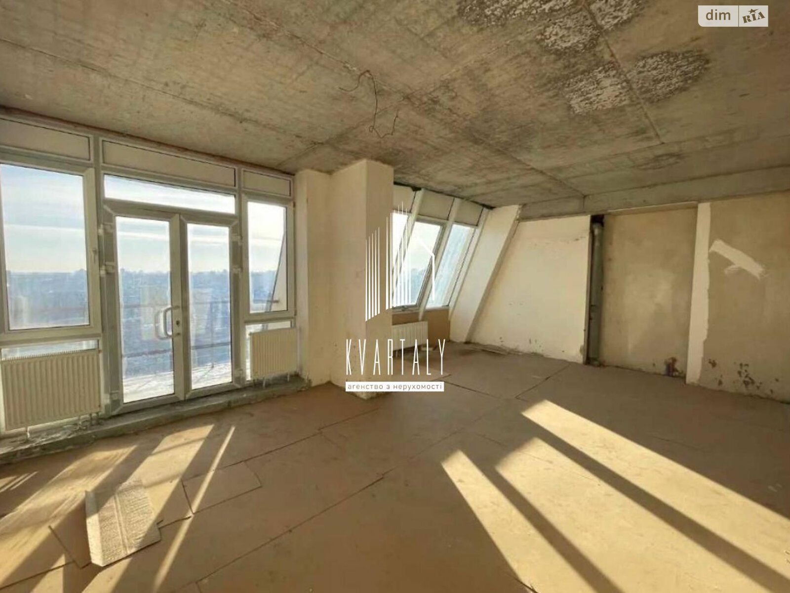 Продажа пятикомнатной квартиры в Киеве, на ул. Сечевых Стрельцов 52А, район Центр фото 1 Продажа пятикомнатной квартиры в Киеве, на ул. Сечевых Стрельцов 52А, район Центр фото 1