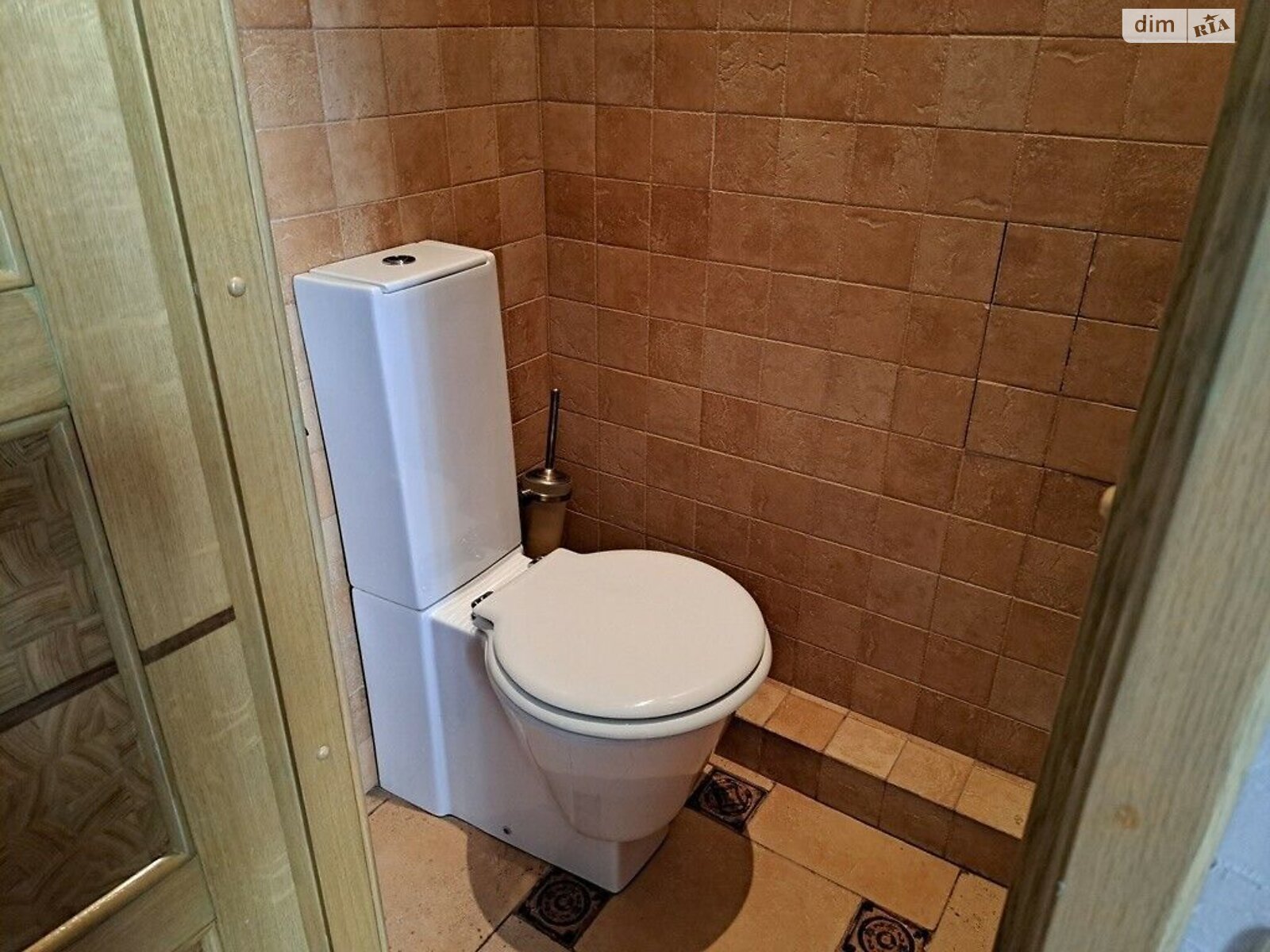 Продажа трехкомнатной квартиры в Киеве, на ул. Симона Петлюры 20, район Центр фото 1 Продажа трехкомнатной квартиры в Киеве, на ул. Симона Петлюры 20, район Центр фото 1