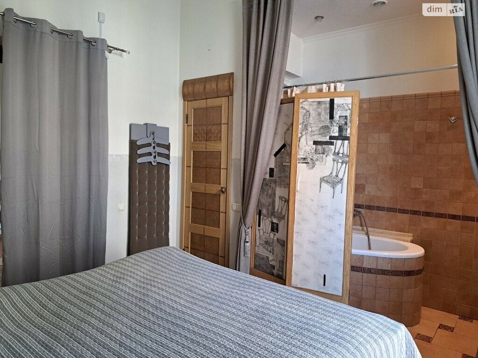 Продажа трехкомнатной квартиры в Киеве, на ул. Симона Петлюры 20, район Центр фото 1 Продажа трехкомнатной квартиры в Киеве, на ул. Симона Петлюры 20, район Центр фото 1