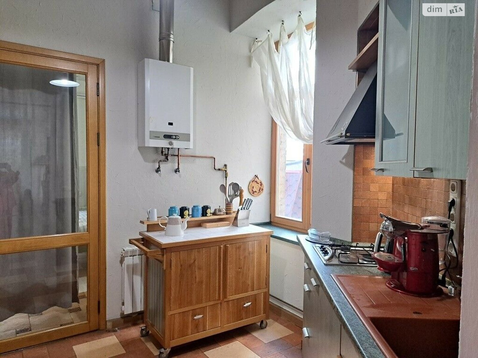 Продажа трехкомнатной квартиры в Киеве, на ул. Симона Петлюры 20, район Центр фото 1 Продажа трехкомнатной квартиры в Киеве, на ул. Симона Петлюры 20, район Центр фото 1