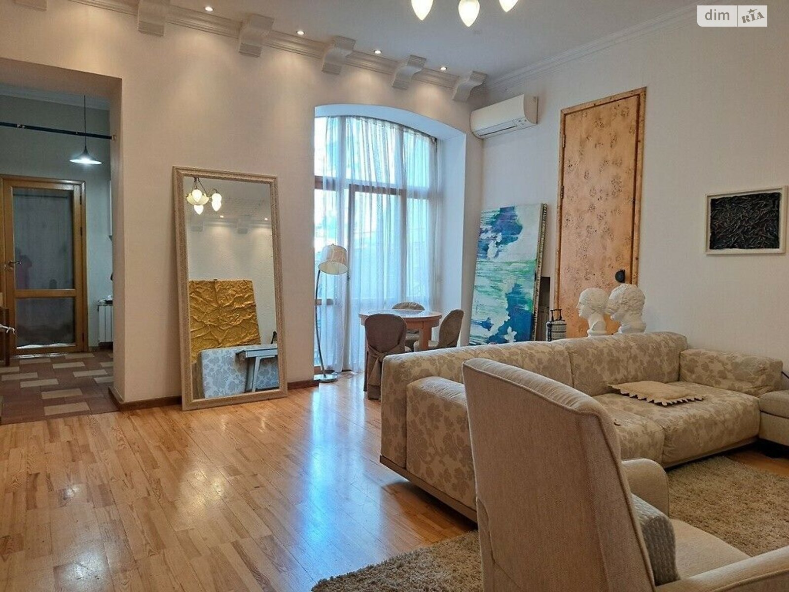 Продажа трехкомнатной квартиры в Киеве, на ул. Симона Петлюры 20, район Центр фото 1 Продажа трехкомнатной квартиры в Киеве, на ул. Симона Петлюры 20, район Центр фото 1