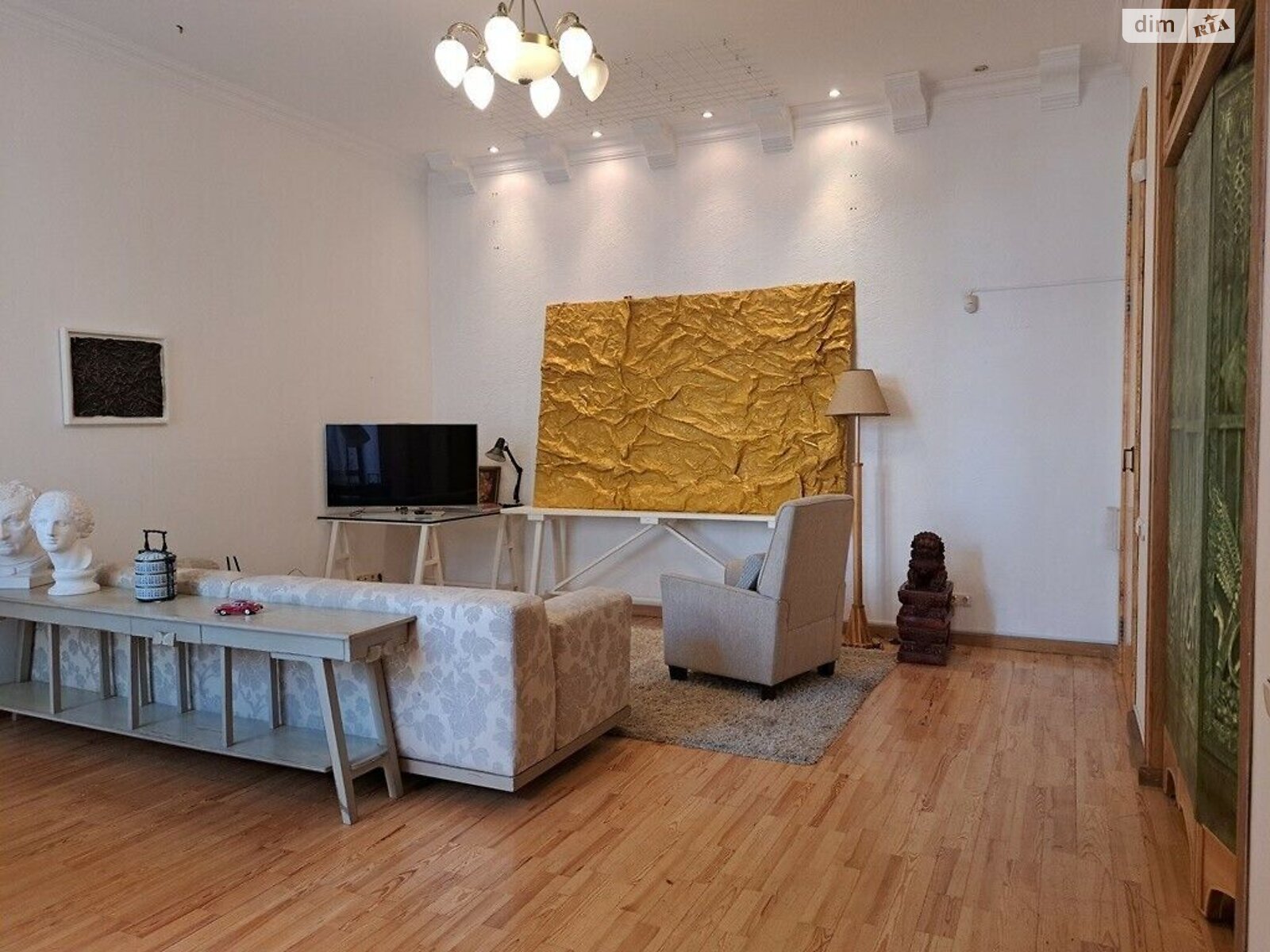 Продажа трехкомнатной квартиры в Киеве, на ул. Симона Петлюры 20, район Центр фото 1 Продажа трехкомнатной квартиры в Киеве, на ул. Симона Петлюры 20, район Центр фото 1