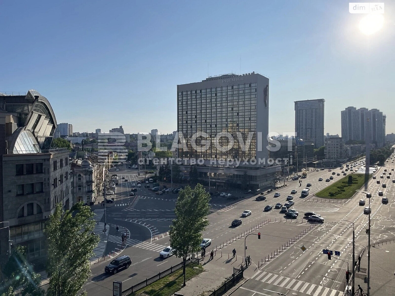 Продажа четырехкомнатной квартиры в Киеве, на бул. Тараса Шевченко 58, район Центр фото 1 Продажа четырехкомнатной квартиры в Киеве, на бул. Тараса Шевченко 58, район Центр фото 1