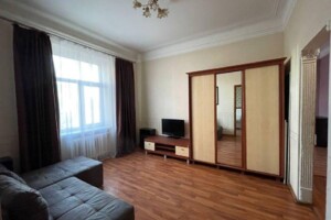 Продажа четырехкомнатной квартиры в Киеве, на бул. Тараса Шевченко 58, район Центр фото 2