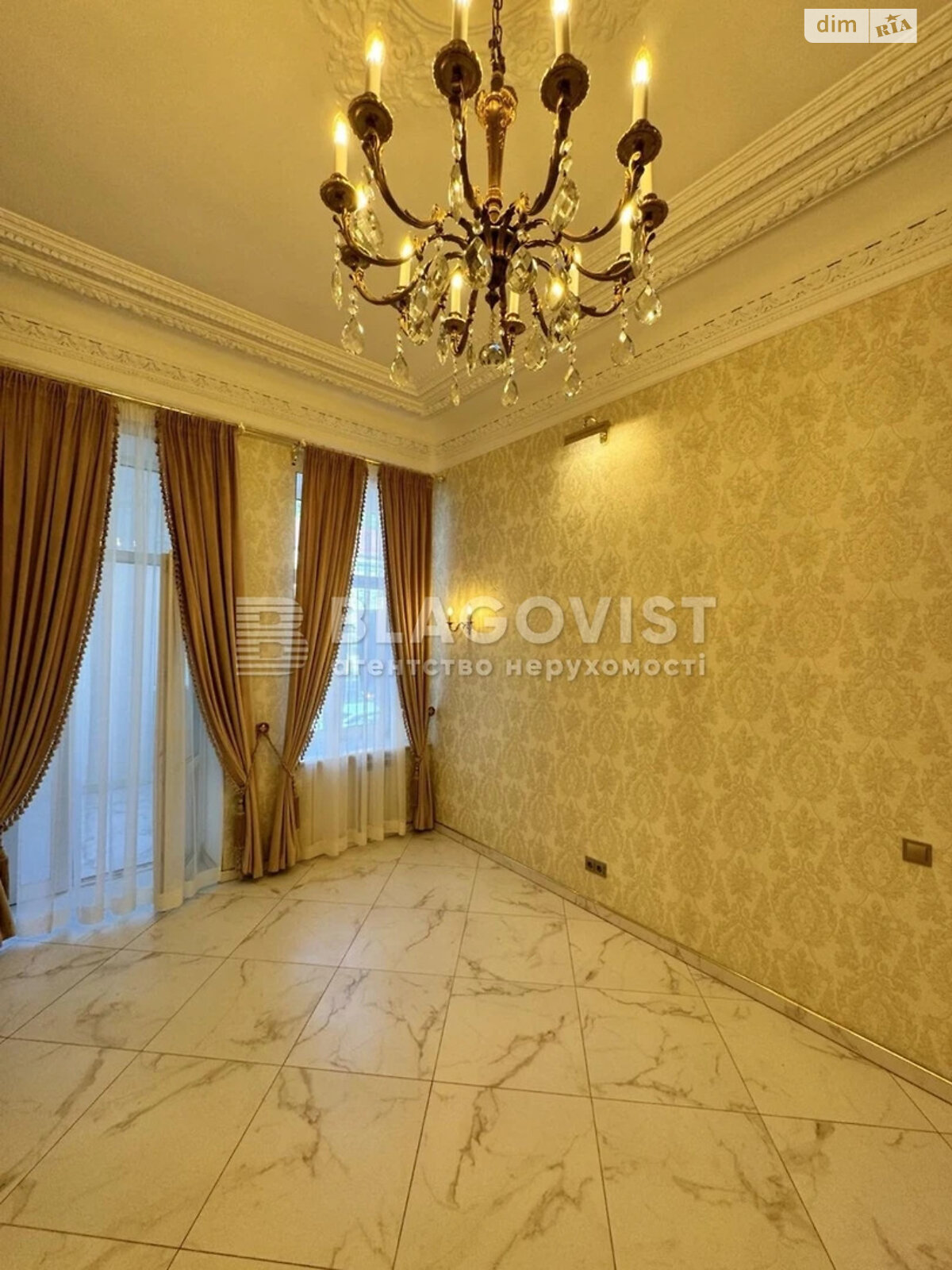 Продажа двухкомнатной квартиры в Киеве, на бул. Тараса Шевченко 48А, район Центр фото 1 Продажа двухкомнатной квартиры в Киеве, на бул. Тараса Шевченко 48А, район Центр фото 1