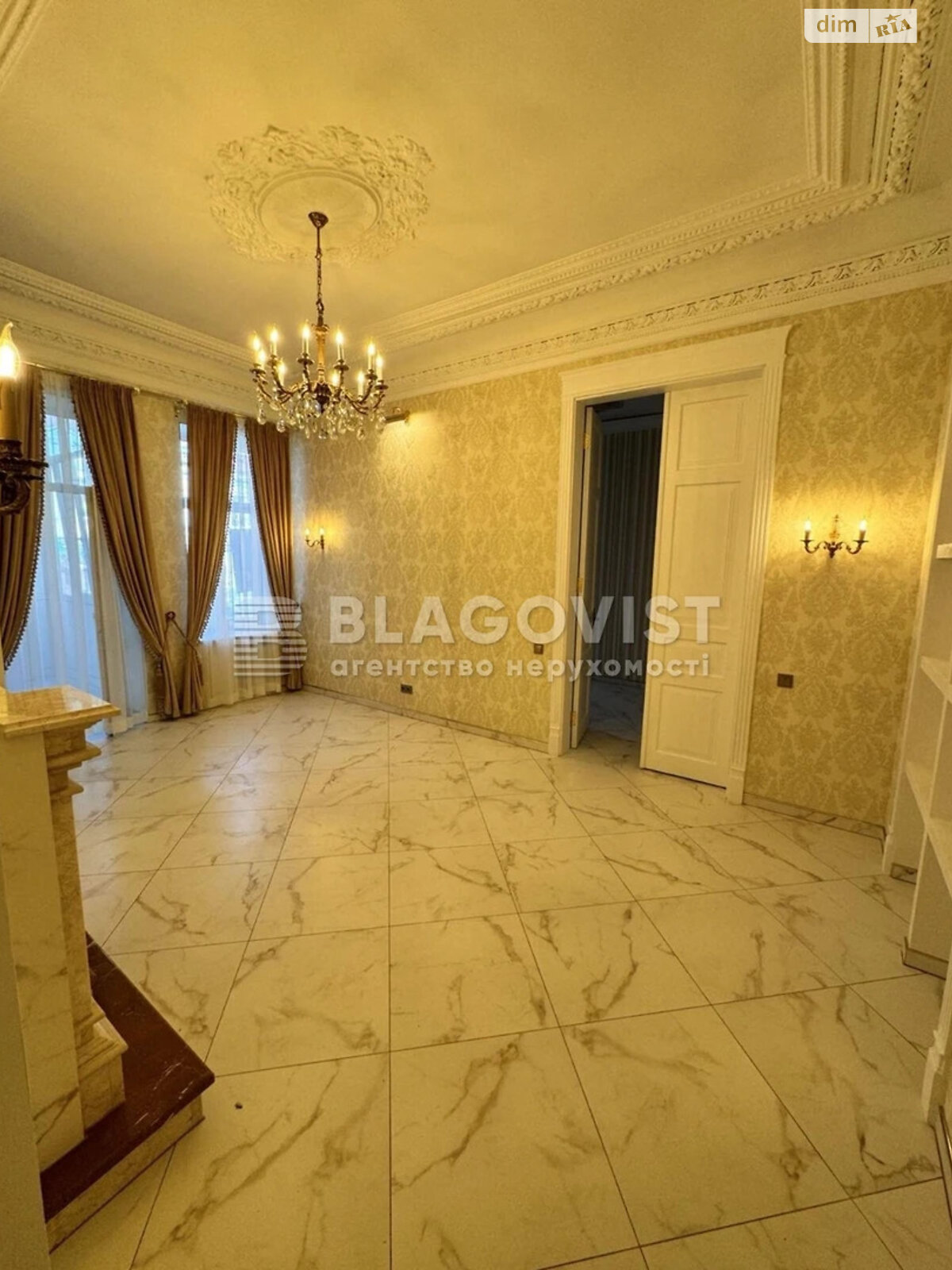 Продажа двухкомнатной квартиры в Киеве, на бул. Тараса Шевченко 48А, район Центр фото 1 Продажа двухкомнатной квартиры в Киеве, на бул. Тараса Шевченко 48А, район Центр фото 1