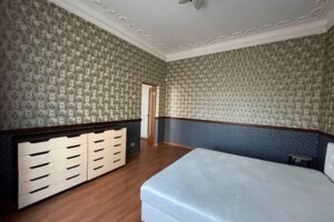 Продаж чотирикімнатної квартири в Києві, на бул. Тараса Шевченка, район Центр фото 2 Продаж чотирикімнатної квартири в Києві, на бул. Тараса Шевченка, район Центр фото 2