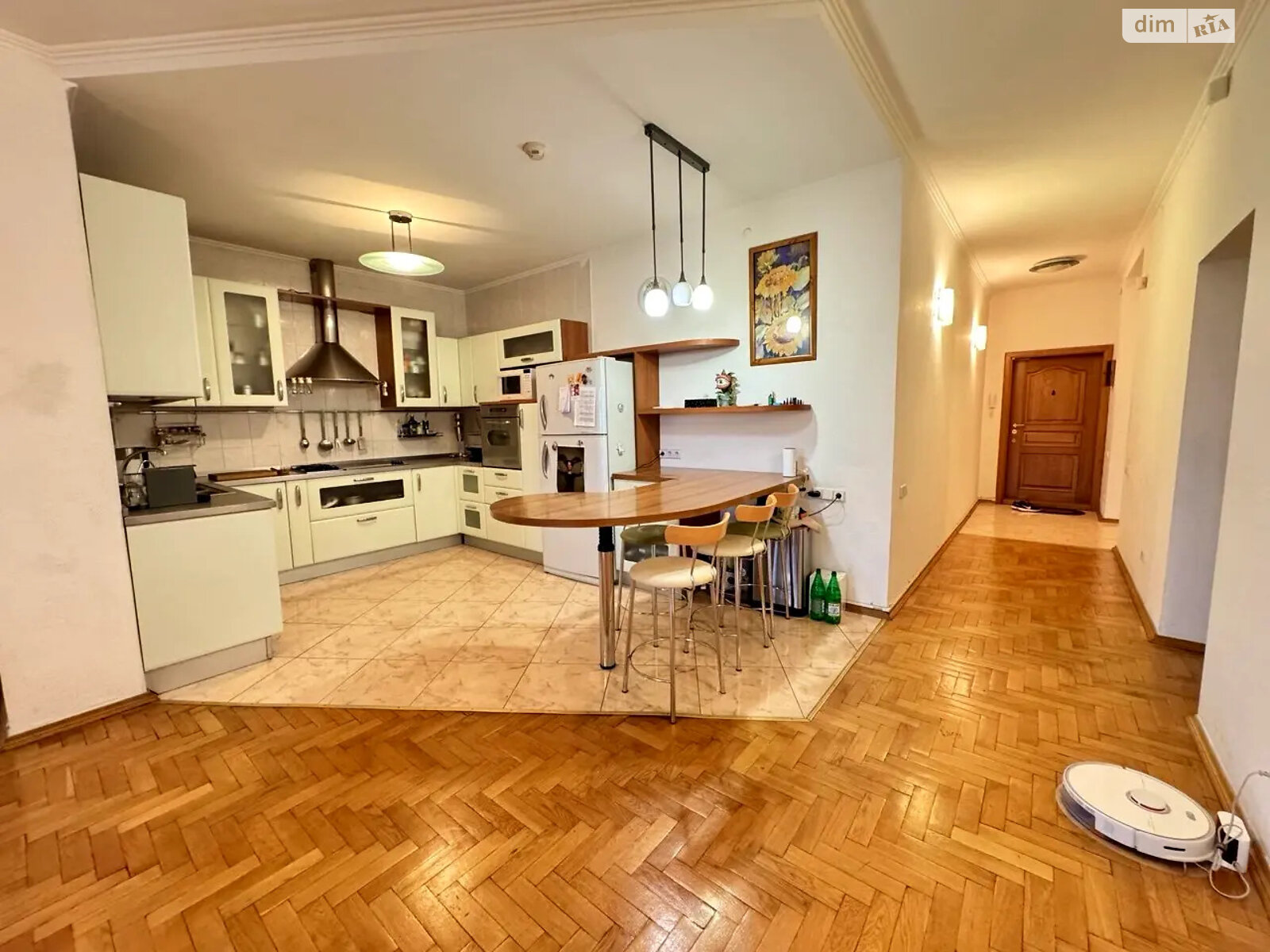 Продаж трикімнатної квартири в Києві, на пров. Варязький 14, район Центр фото 1 Продаж трикімнатної квартири в Києві, на пров. Варязький 14, район Центр фото 1