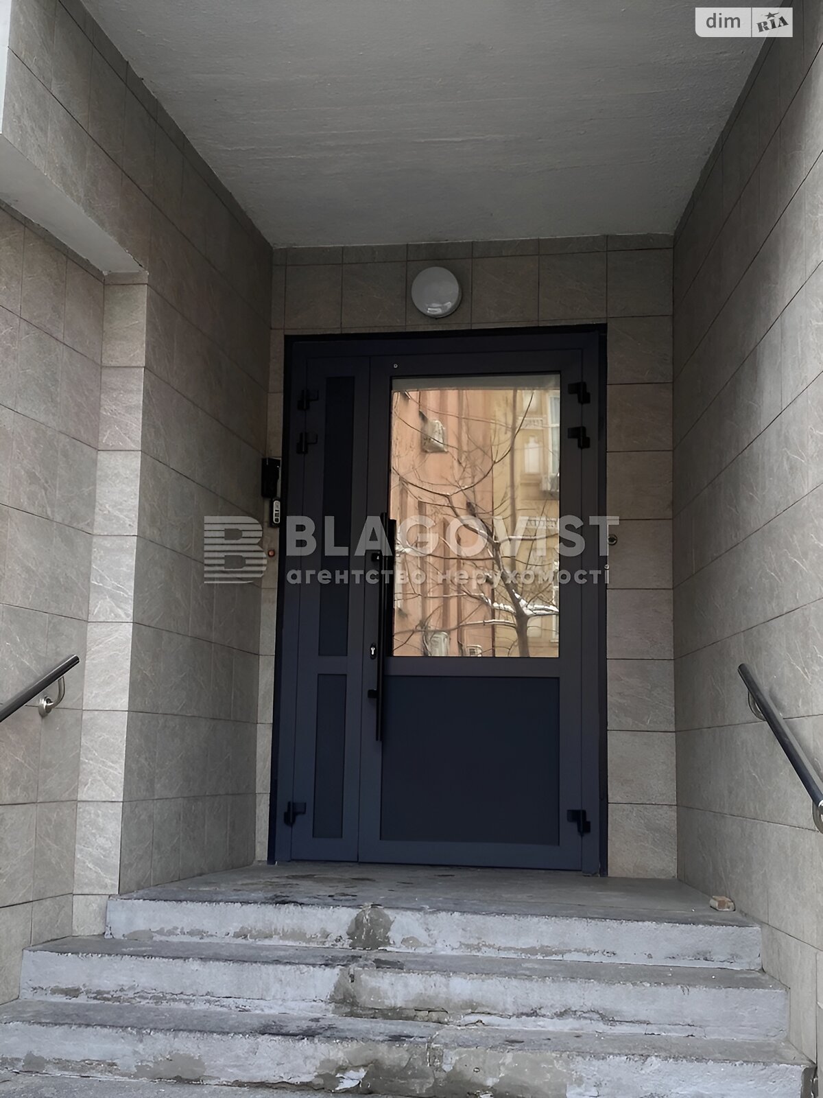 Продажа трехкомнатной квартиры в Киеве, на ул. Владимирская 51/53, район Центр фото 1 Продажа трехкомнатной квартиры в Киеве, на ул. Владимирская 51/53, район Центр фото 1