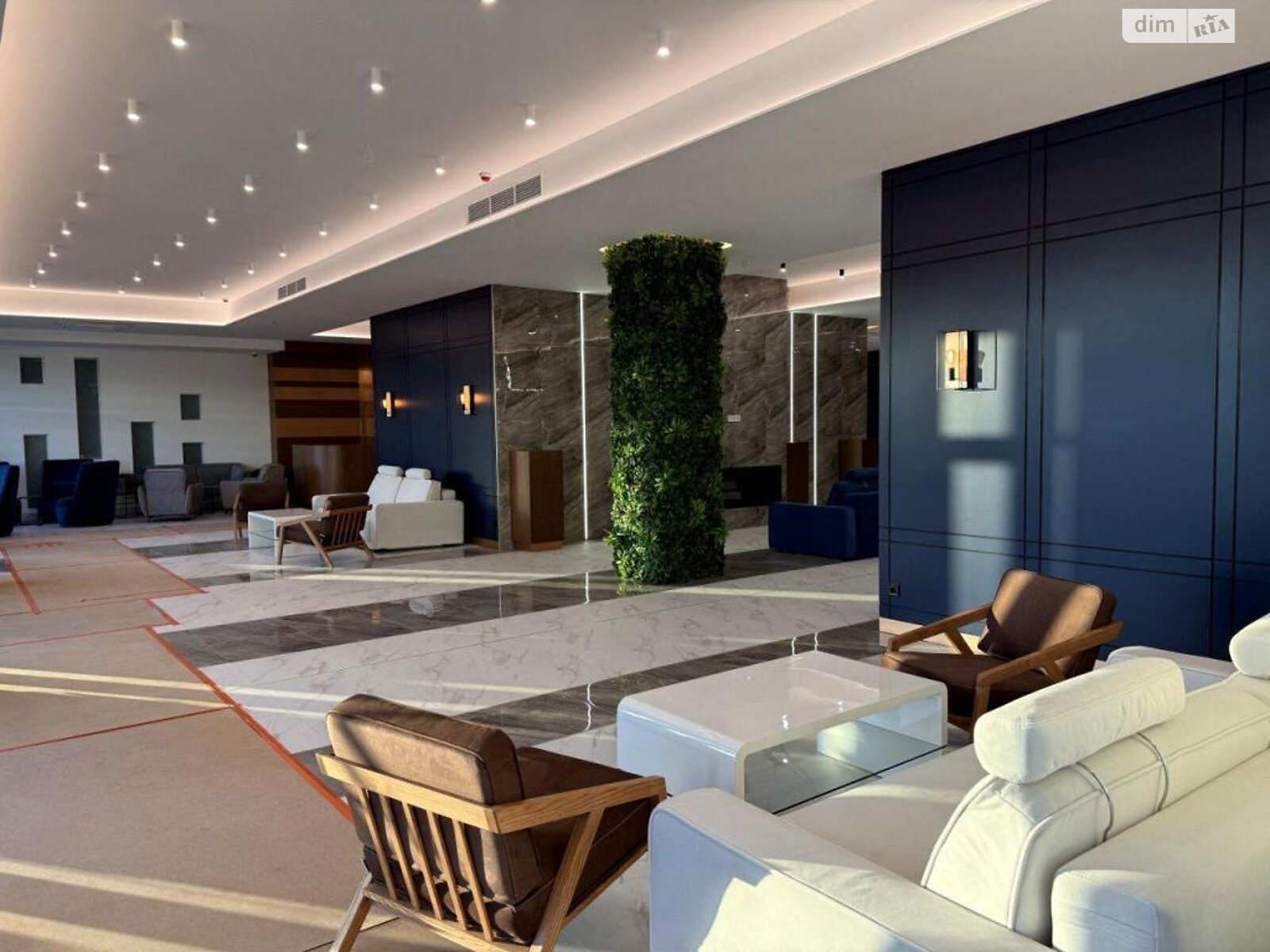 Продажа трехкомнатной квартиры в Киеве, на ул. Зверинецкая 70А, район Центр фото 1