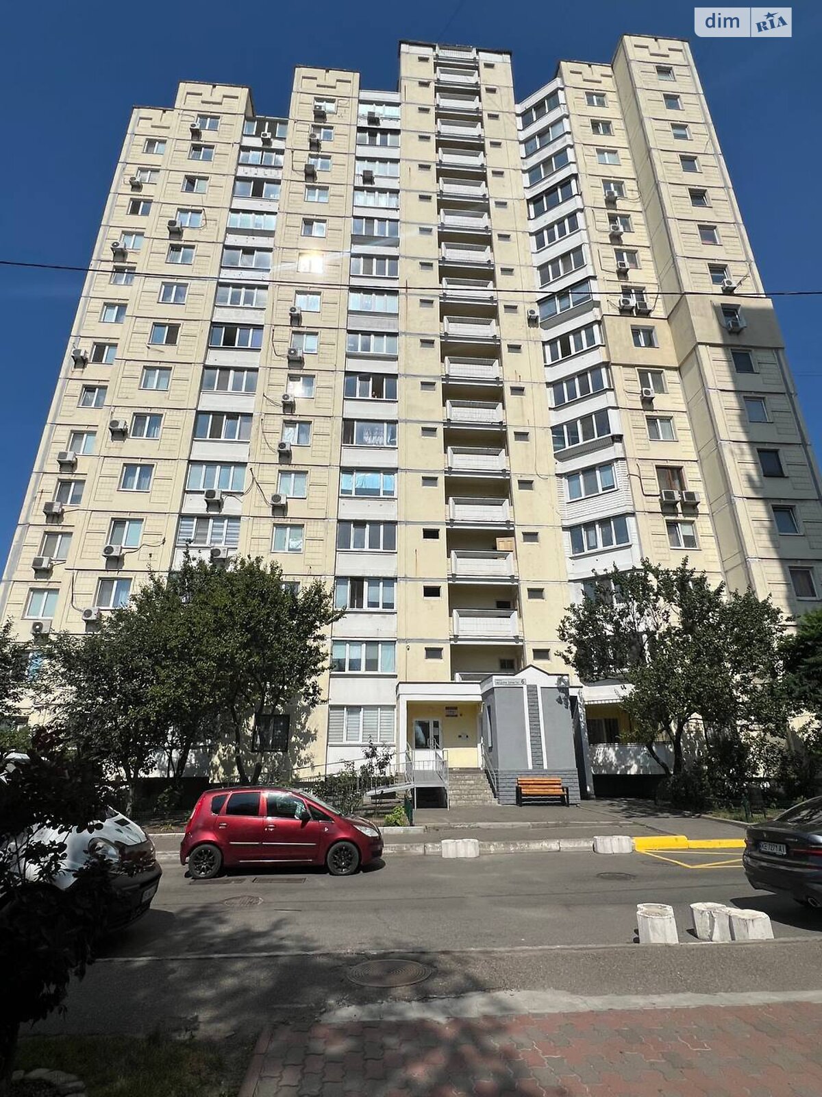 Продаж двокімнатної квартири в Києві, на вул. Федора Ернста 6, район Солом'янський фото 1