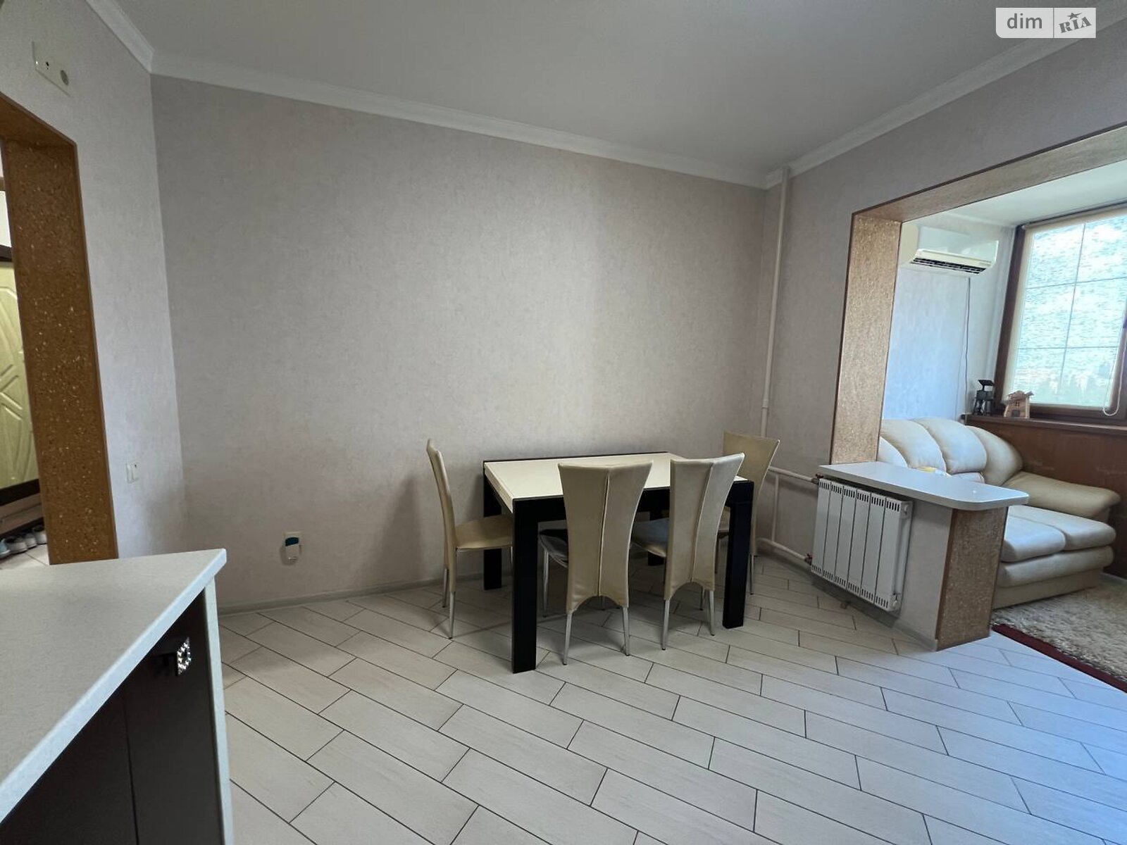 Продаж двокімнатної квартири в Києві, на вул. Федора Ернста 6, район Солом'янський фото 1