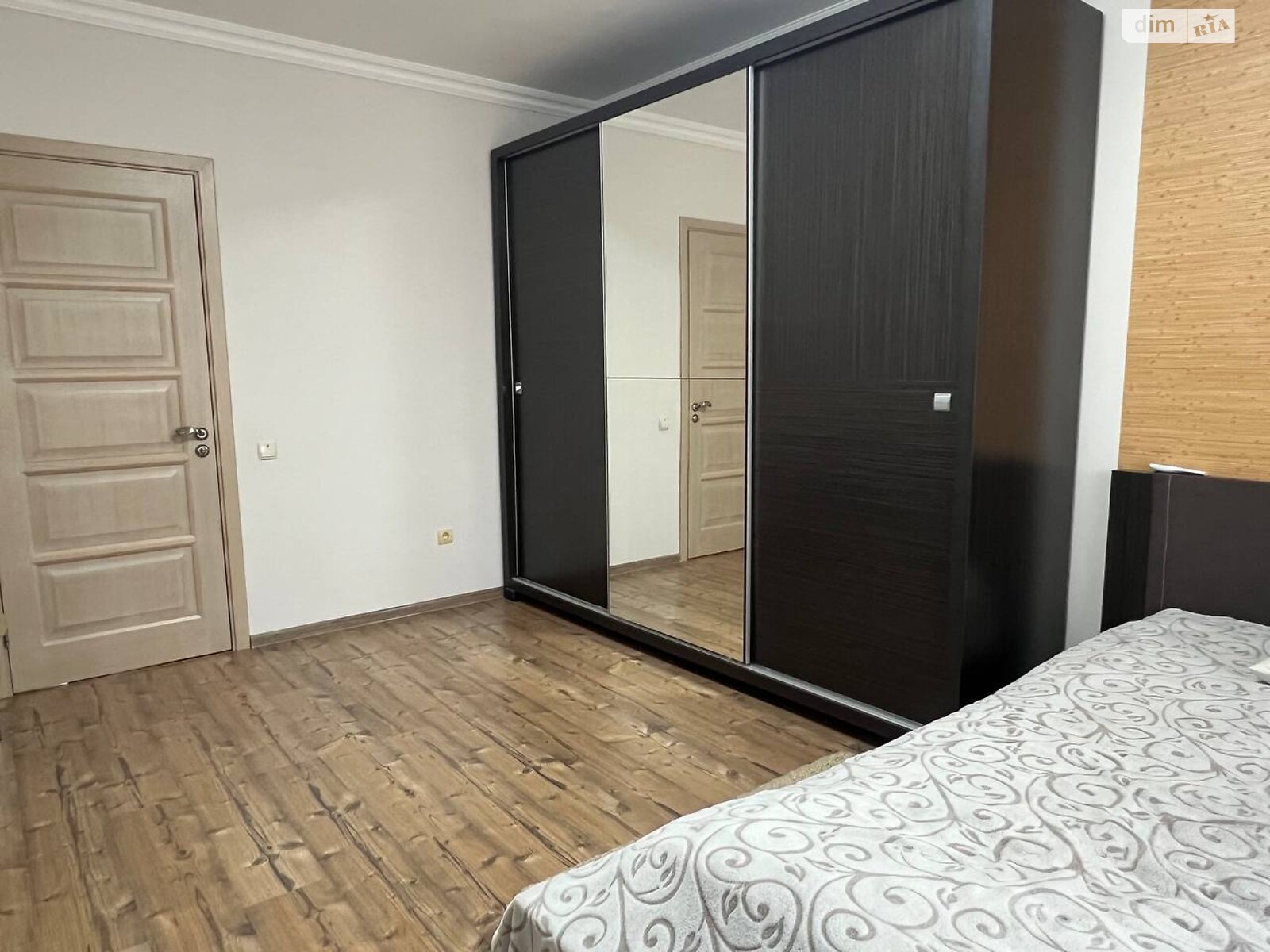 Продаж двокімнатної квартири в Києві, на вул. Федора Ернста 6, район Солом'янський фото 1