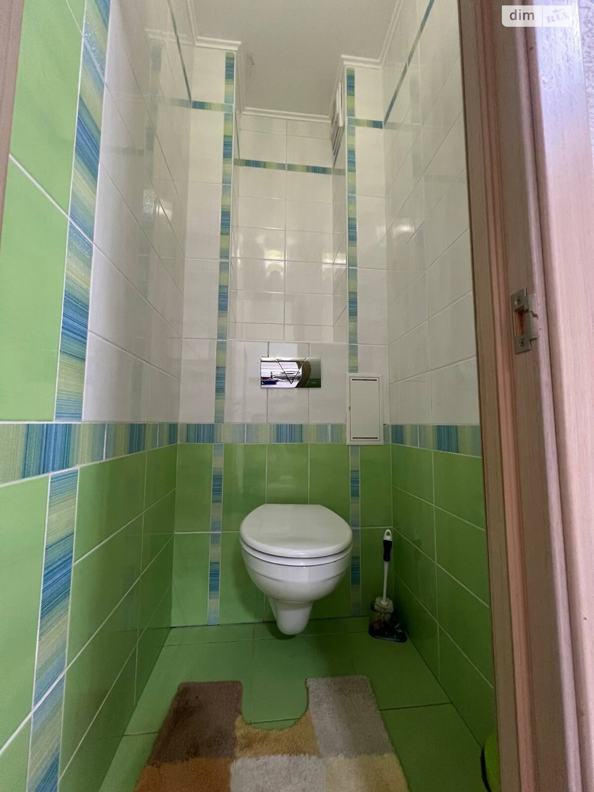 Продаж двокімнатної квартири в Києві, на вул. Федора Ернста 6, район Солом'янський фото 1