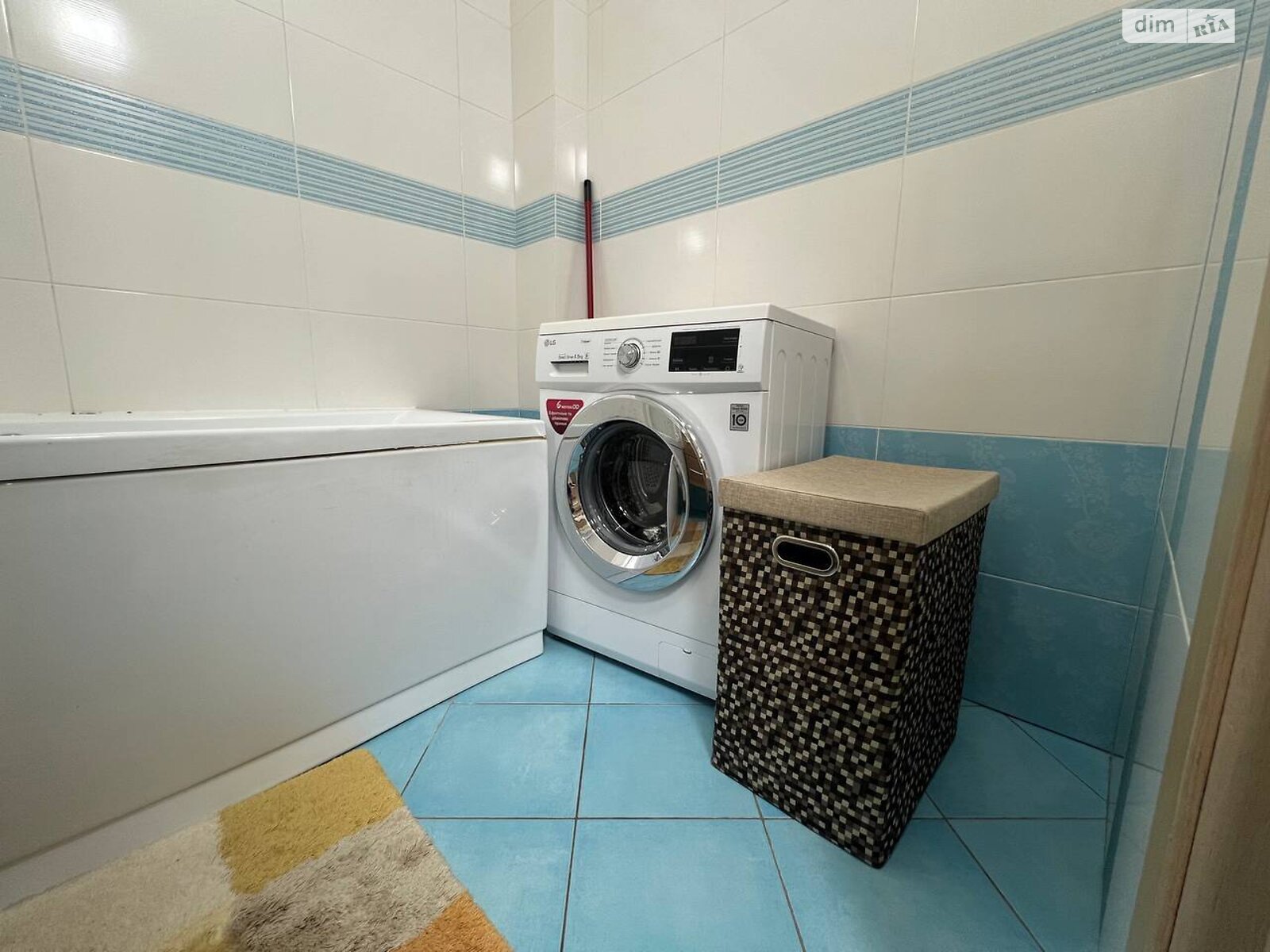 Продаж двокімнатної квартири в Києві, на вул. Федора Ернста 6, район Солом'янський фото 1