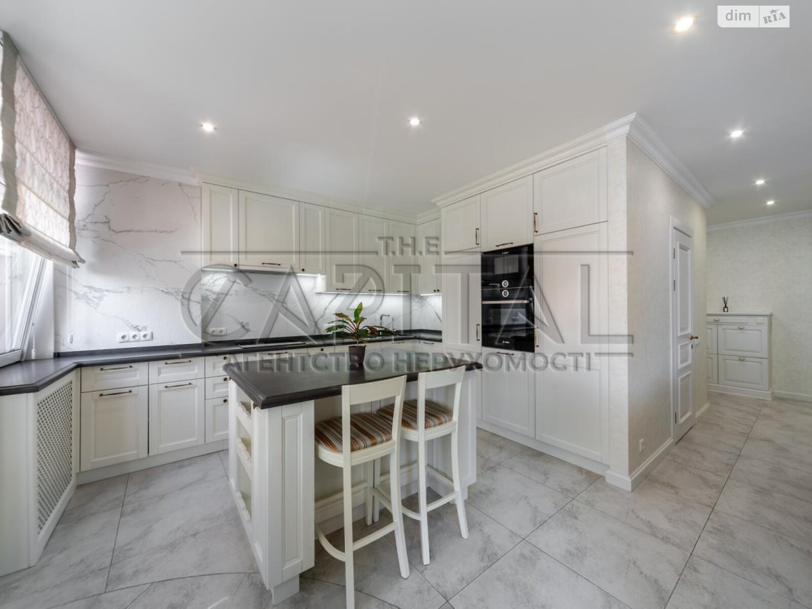 Продаж трикімнатної квартири в Києві, на вул. Федора Ернста 16А, район Турецьке містечко фото 1