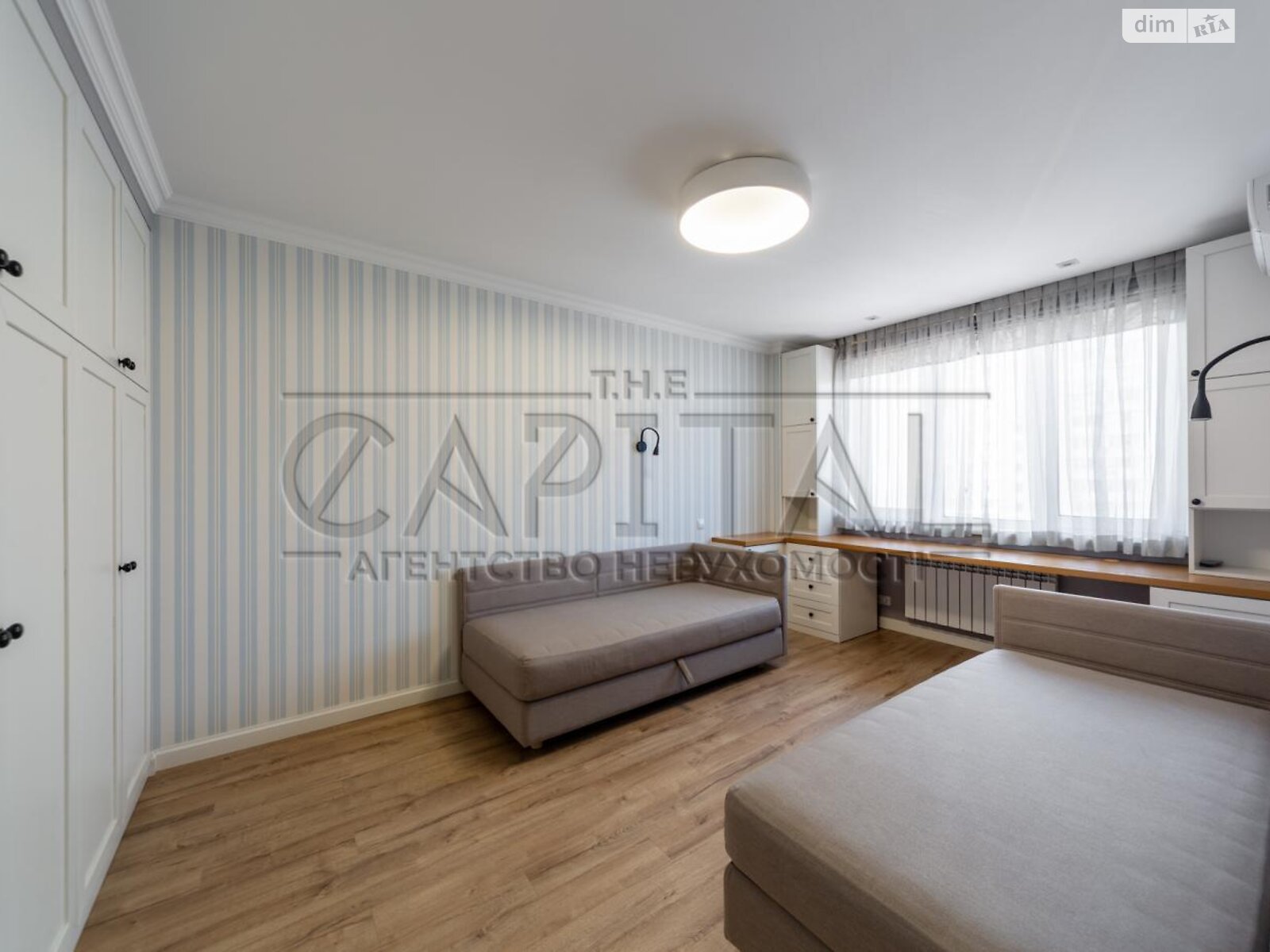 Продаж трикімнатної квартири в Києві, на вул. Федора Ернста 16А, район Турецьке містечко фото 1