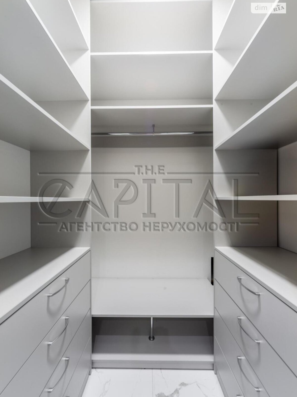 Продаж трикімнатної квартири в Києві, на вул. Федора Ернста 16А, район Турецьке містечко фото 1