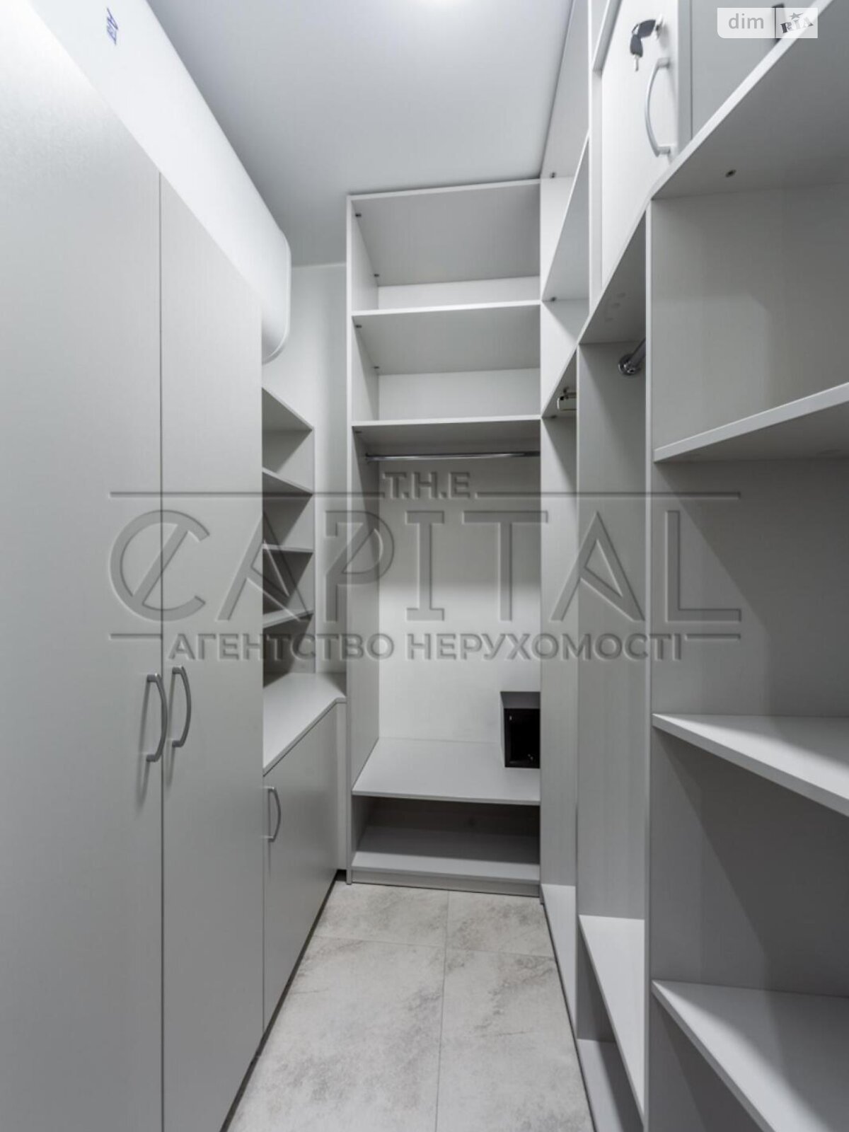 Продаж трикімнатної квартири в Києві, на вул. Федора Ернста 16А, район Турецьке містечко фото 1