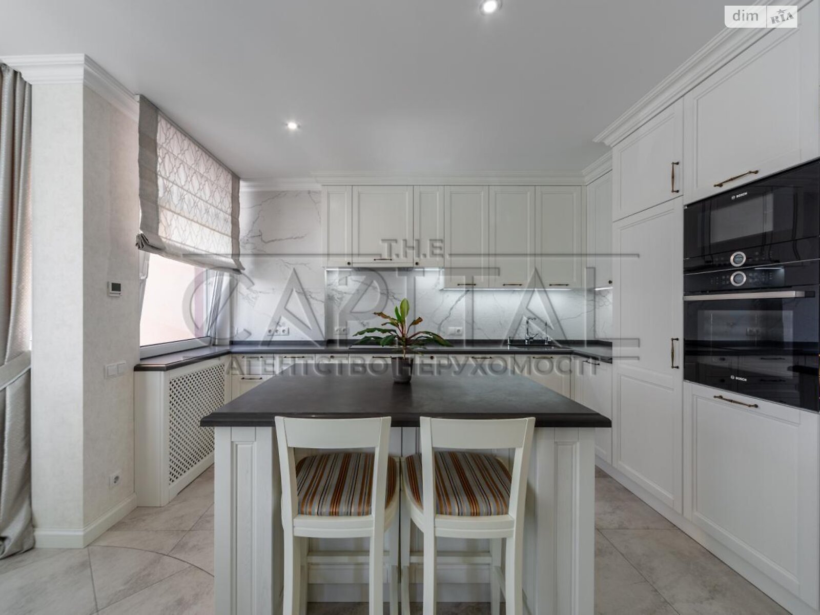 Продаж трикімнатної квартири в Києві, на вул. Федора Ернста 16А, район Турецьке містечко фото 1