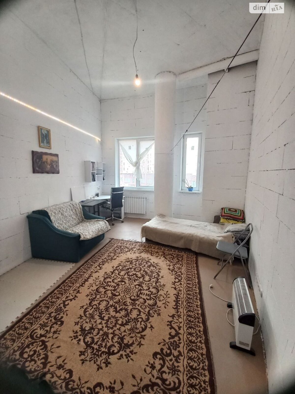 Продаж двокімнатної квартири в Києві, на вул. Федора Ернста 16, район Солом'янський фото 1