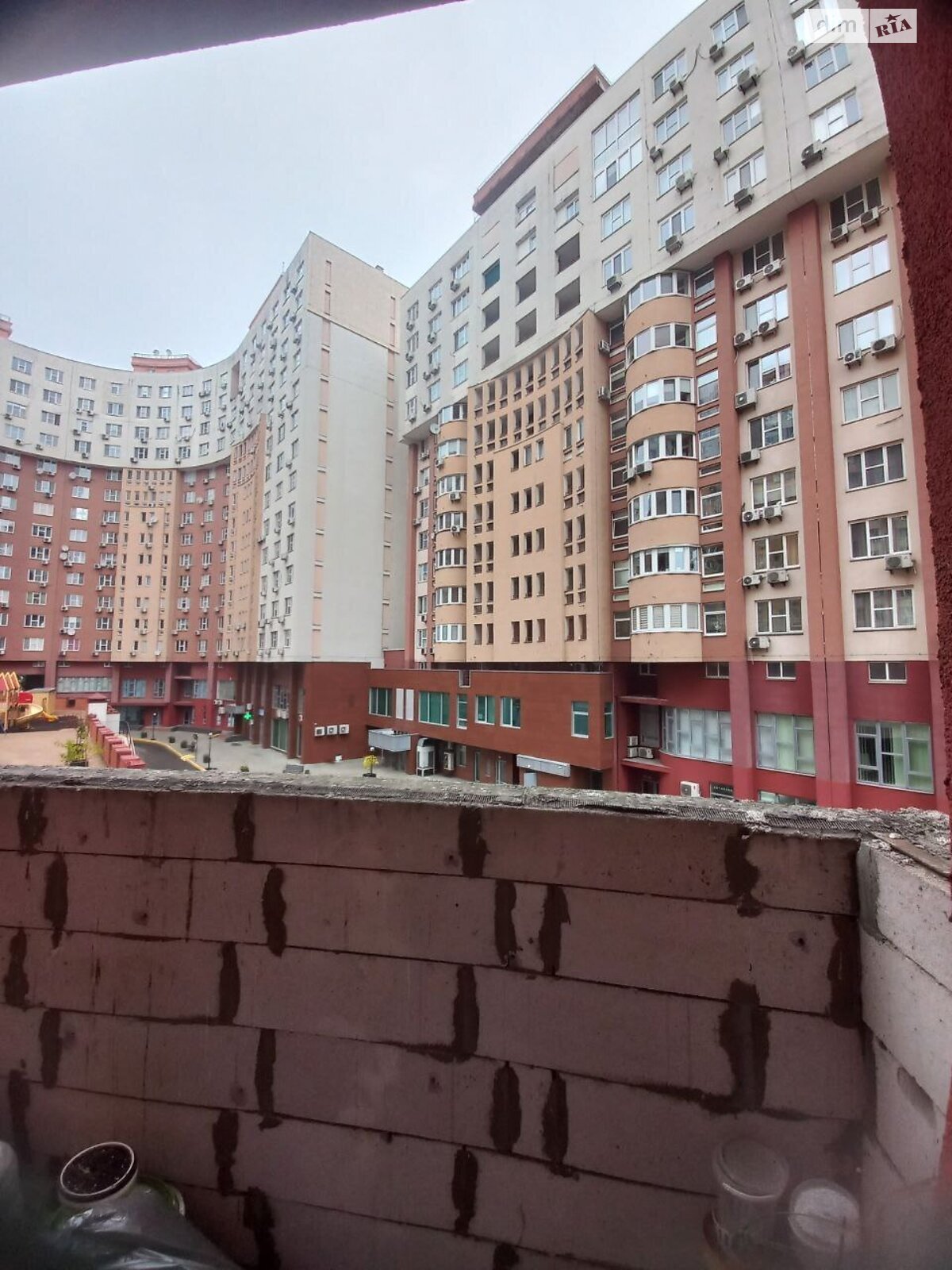 Продаж двокімнатної квартири в Києві, на вул. Федора Ернста 16, район Солом'янський фото 1