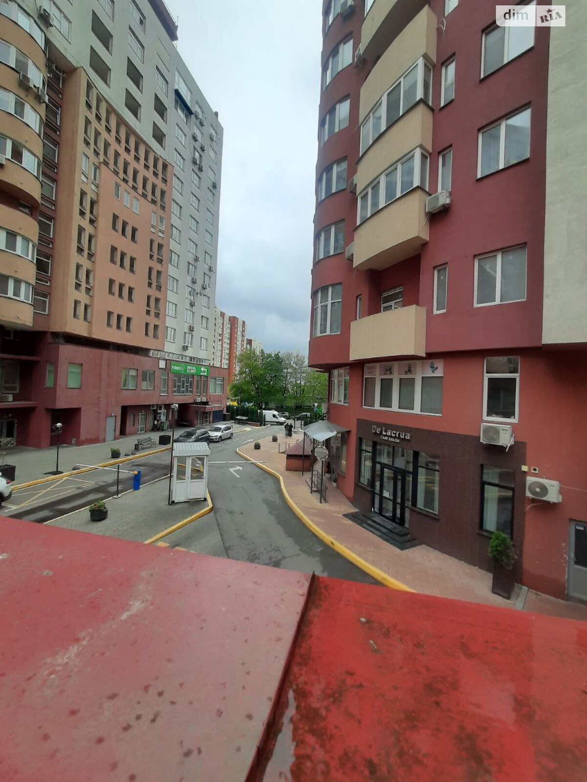 Продаж двокімнатної квартири в Києві, на вул. Федора Ернста 16, район Солом'янський фото 1