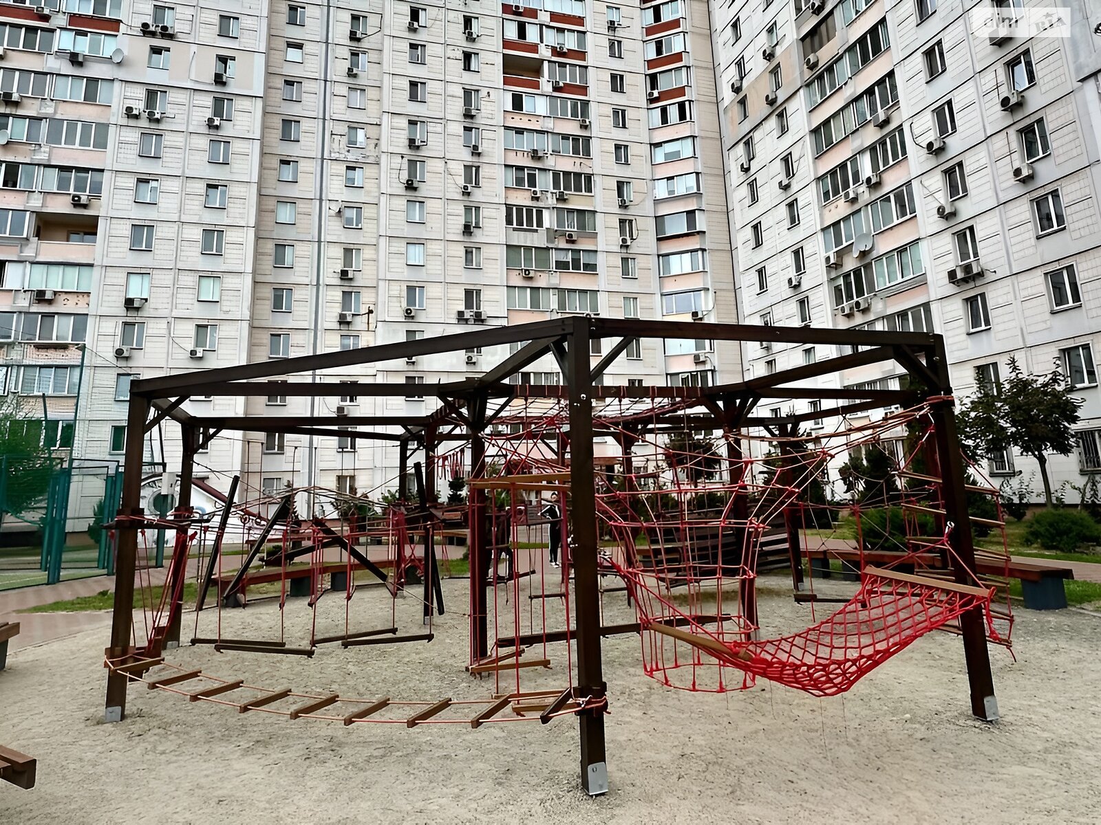 Продажа трехкомнатной квартиры в Киеве, на ул. Ивана Пулюя 2, район Турецкий городок фото 1 Продажа трехкомнатной квартиры в Киеве, на ул. Ивана Пулюя 2, район Турецкий городок фото 1