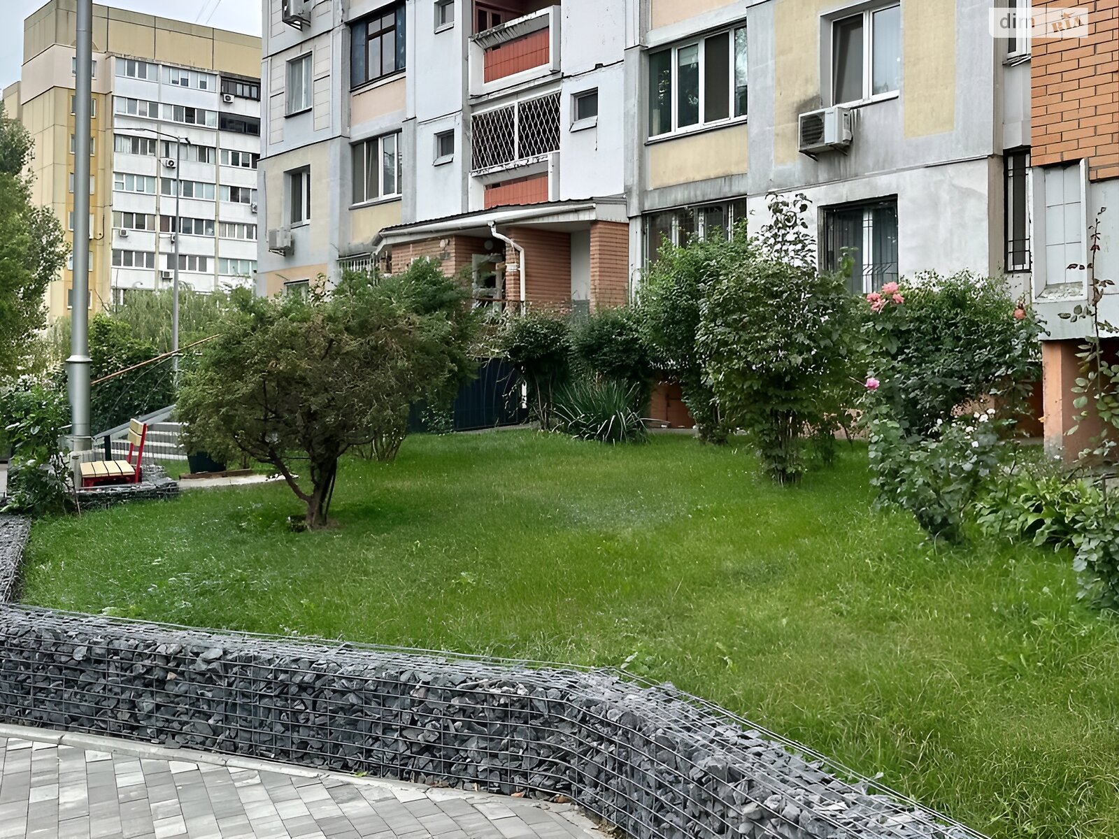 Продажа трехкомнатной квартиры в Киеве, на ул. Ивана Пулюя 2, район Турецкий городок фото 1 Продажа трехкомнатной квартиры в Киеве, на ул. Ивана Пулюя 2, район Турецкий городок фото 1