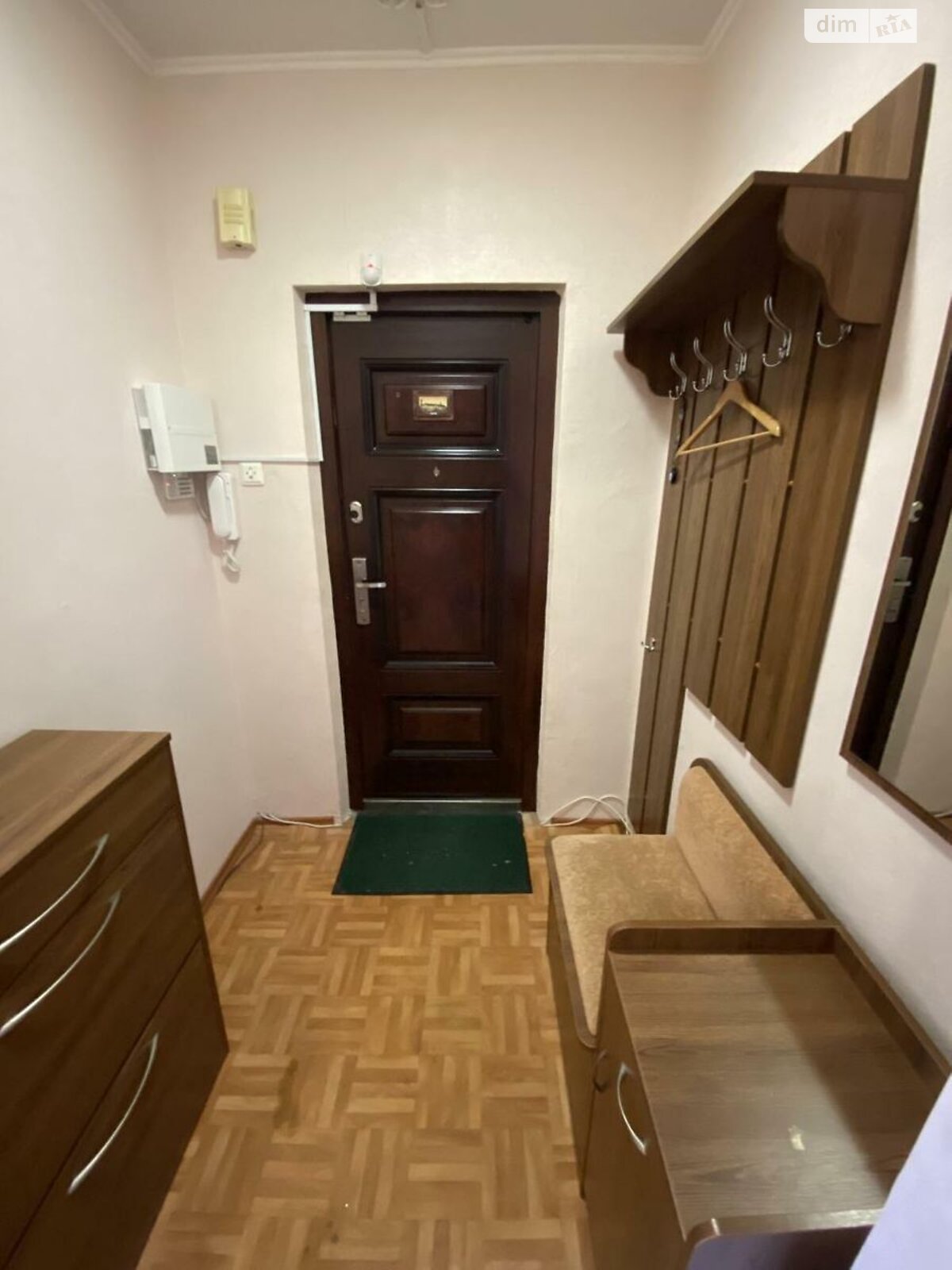 Продажа трехкомнатной квартиры в Киеве, на ул. Ивана Пулюя 2, район Турецкий городок фото 1 Продажа трехкомнатной квартиры в Киеве, на ул. Ивана Пулюя 2, район Турецкий городок фото 1