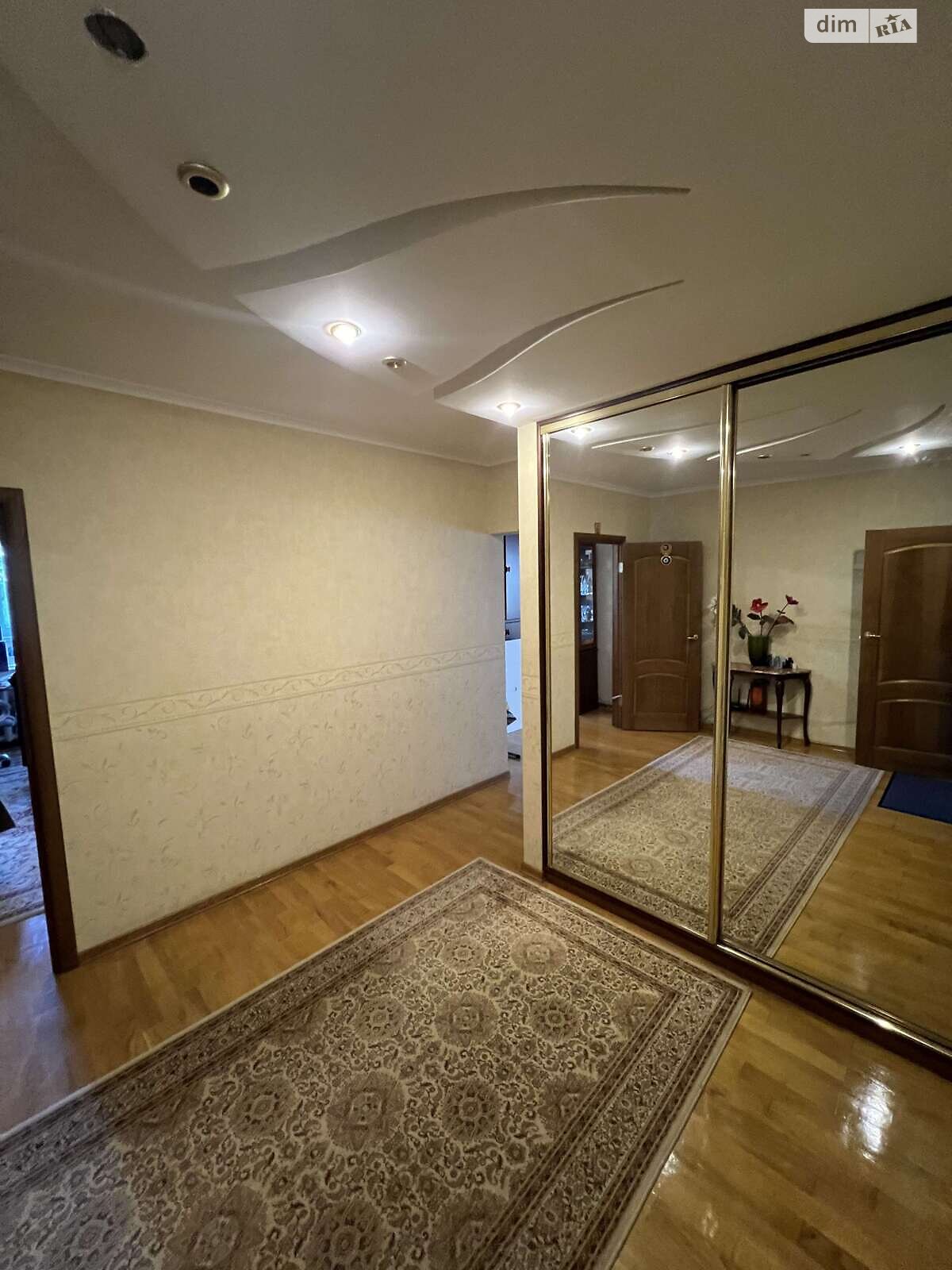 Продаж трикімнатної квартири в Києві, на вул. Івана Пулюя 1, район Турецьке містечко фото 1 Продаж трикімнатної квартири в Києві, на вул. Івана Пулюя 1, район Турецьке містечко фото 1
