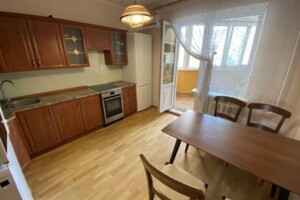 Продаж трикімнатної квартири в Києві, на вул. Івана Пулюя 2, район Турецьке містечко фото 2