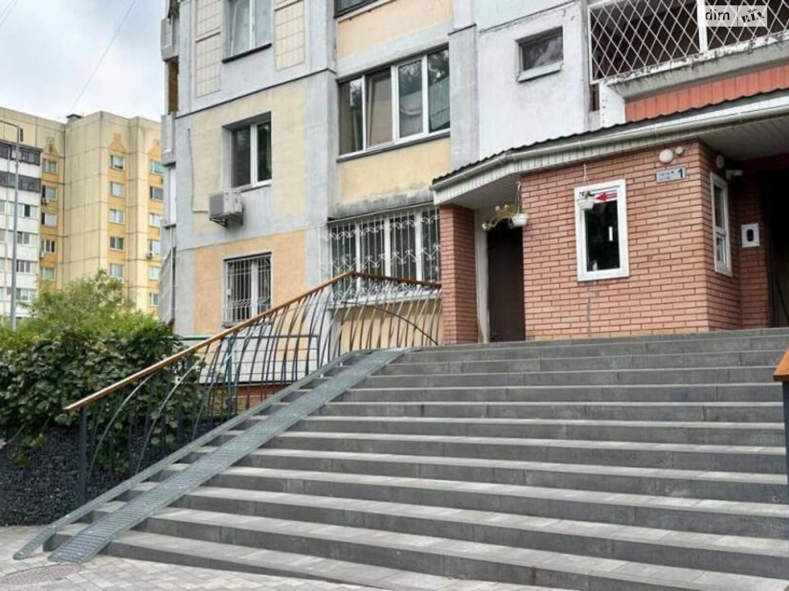 Продаж трикімнатної квартири в Києві, на вул. Івана Пулюя 2, район Турецьке містечко фото 1 Продаж трикімнатної квартири в Києві, на вул. Івана Пулюя 2, район Турецьке містечко фото 1