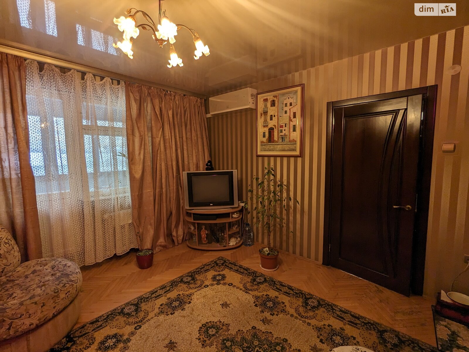 Продаж трикімнатної квартири в Києві, на вул. Івана Пулюя 1А, район Турецьке містечко фото 1 Продаж трикімнатної квартири в Києві, на вул. Івана Пулюя 1А, район Турецьке містечко фото 1