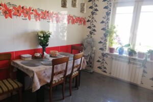 Продажа трехкомнатной квартиры в Киеве, на ул. Урловская 30, фото 2