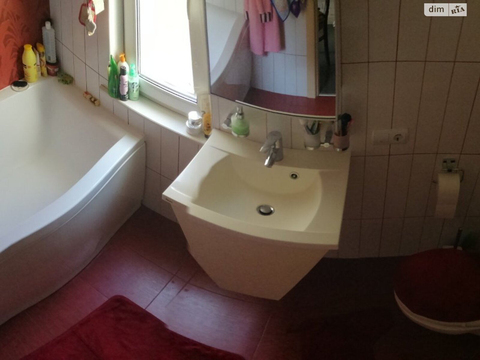 Продажа трехкомнатной квартиры в Киеве, на ул. Урловская 30, фото 1 Продажа трехкомнатной квартиры в Киеве, на ул. Урловская 30, фото 1