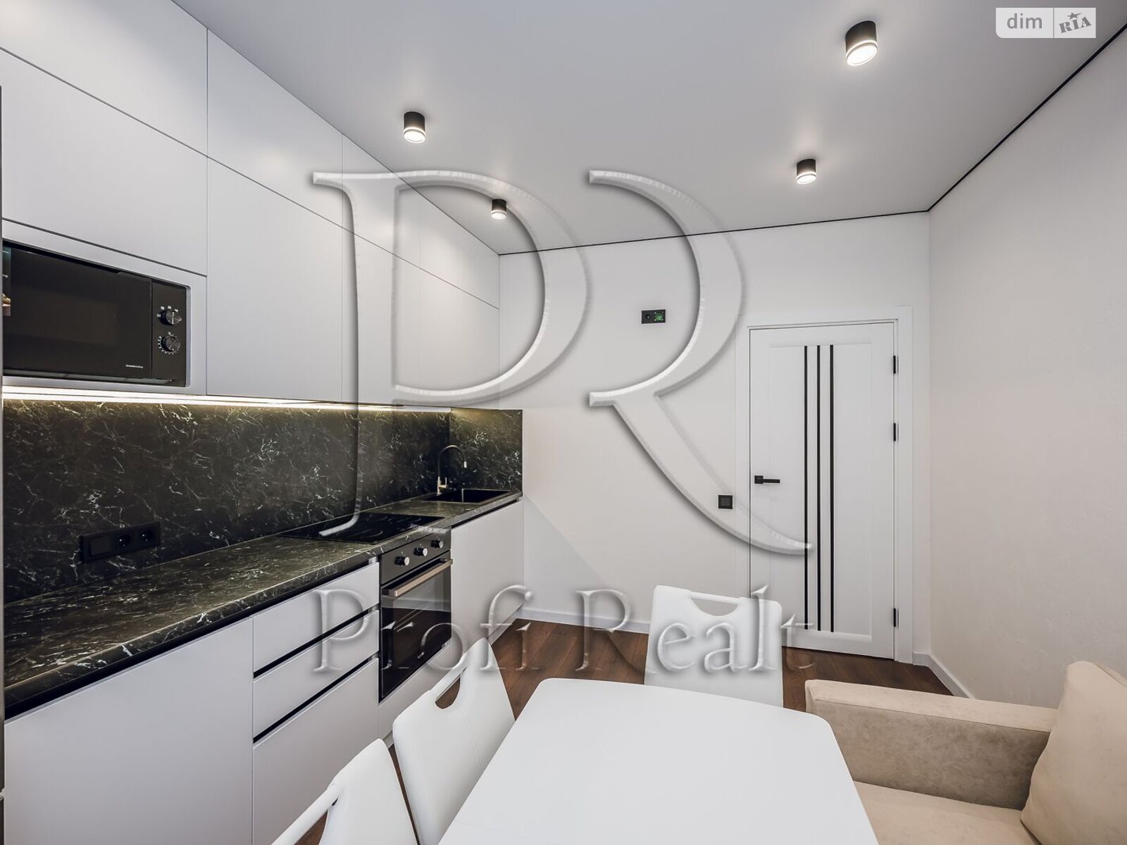 Продажа однокомнатной квартиры в Киеве, на ул. Валерьяна Подмогильного 5, фото 1