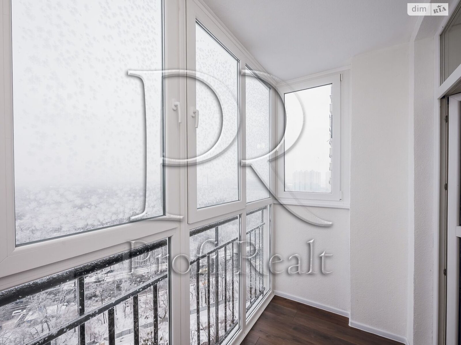 Продажа однокомнатной квартиры в Киеве, на ул. Валерьяна Подмогильного 5, фото 1