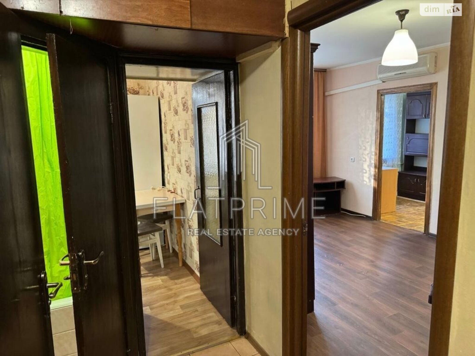 Продаж трикімнатної квартири в Києві, на вул. Івана Їжакевича 7/10, район Вітряні Гори фото 1 Продаж трикімнатної квартири в Києві, на вул. Івана Їжакевича 7/10, район Вітряні Гори фото 1