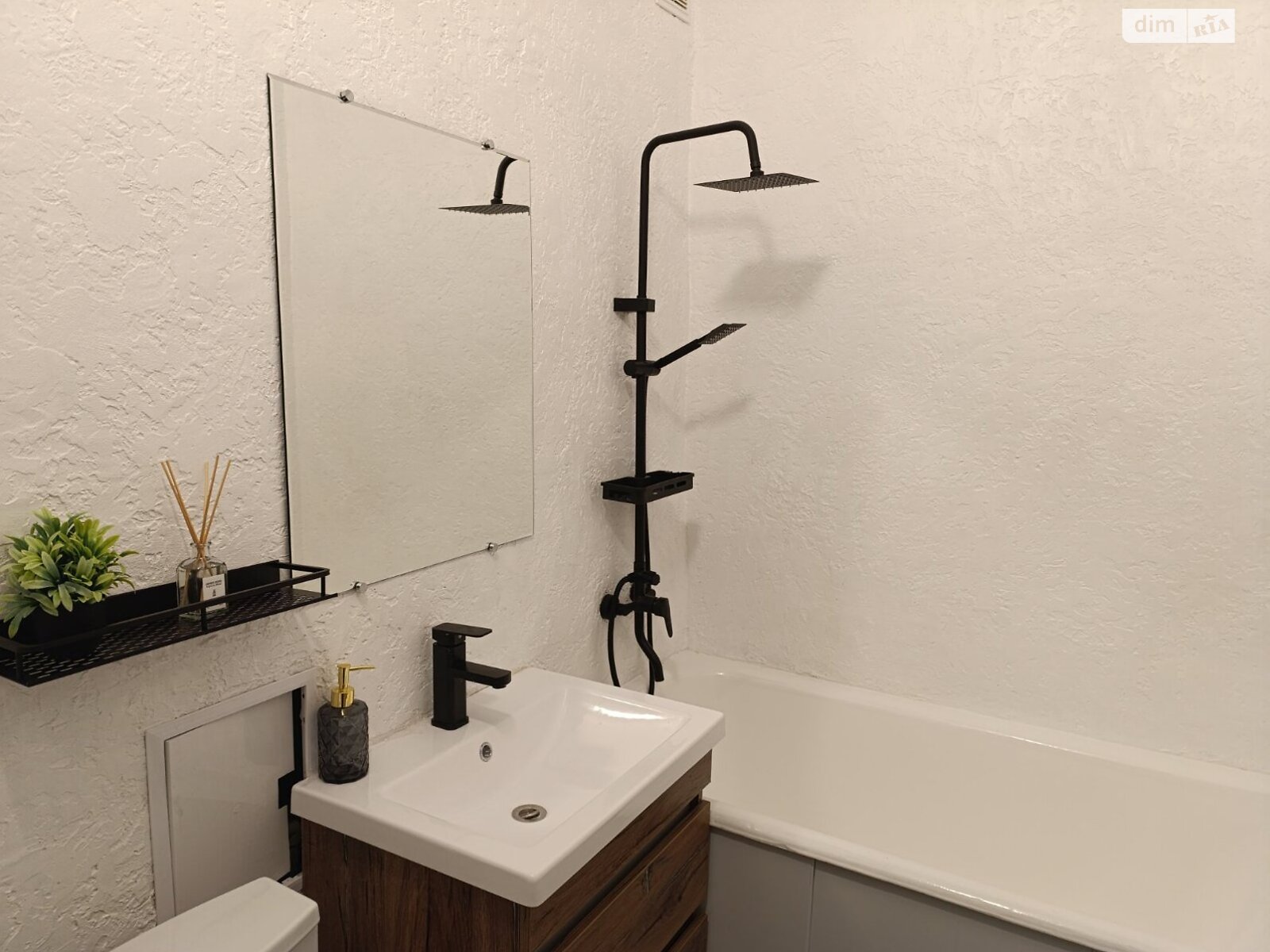 Продажа двухкомнатной квартиры в Киеве, на ул. Межевая 10, район Ветряные Горы фото 1