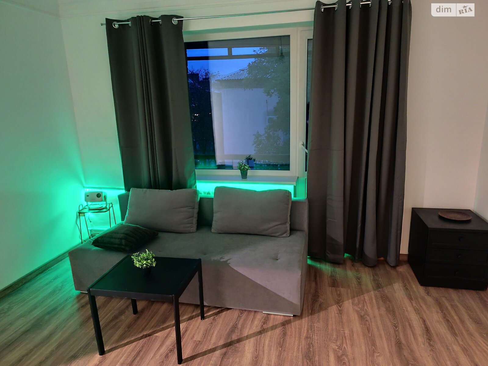 Продажа двухкомнатной квартиры в Киеве, на ул. Межевая 10, район Ветряные Горы фото 1