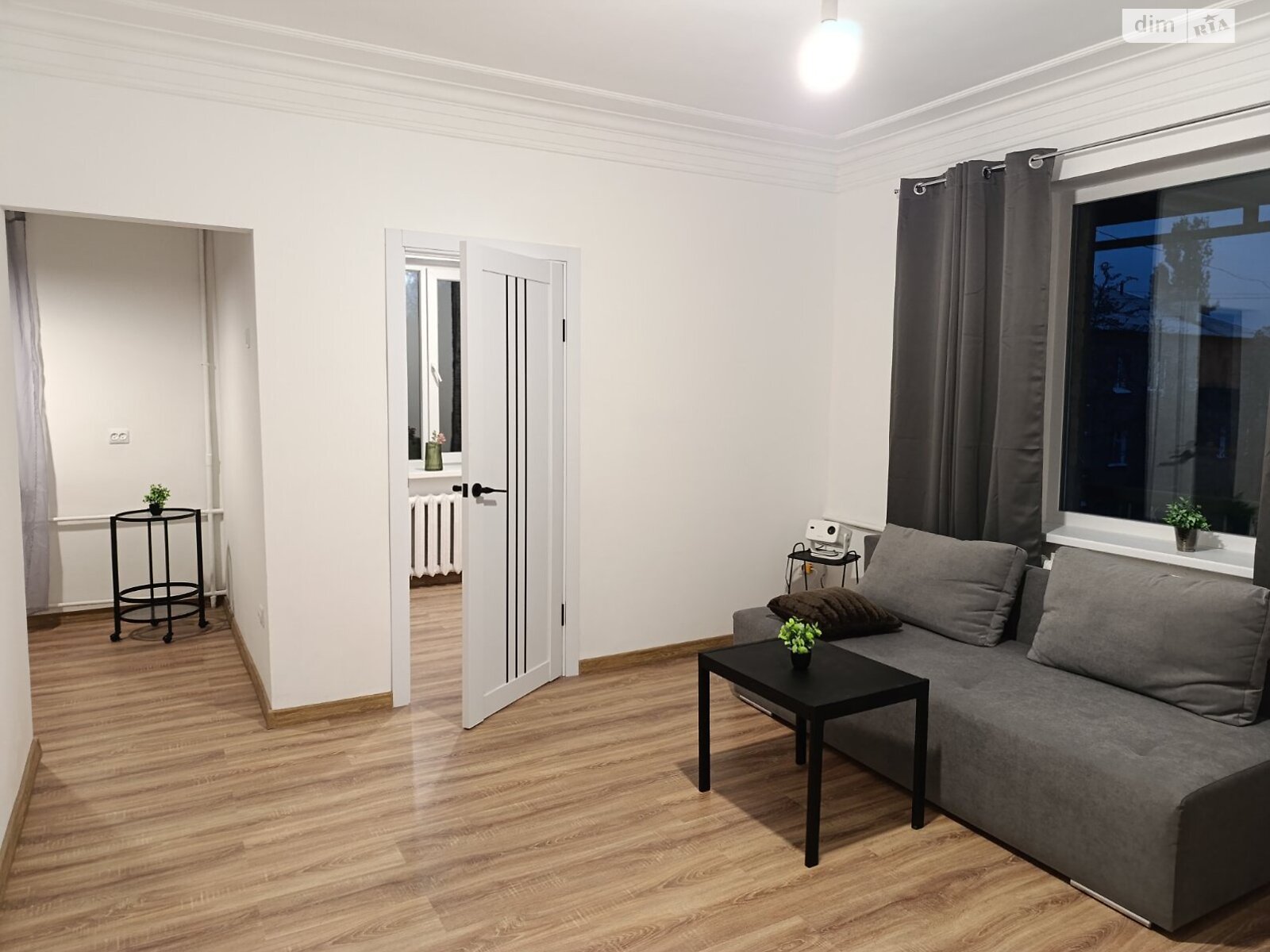 Продажа двухкомнатной квартиры в Киеве, на ул. Межевая 10, район Ветряные Горы фото 1