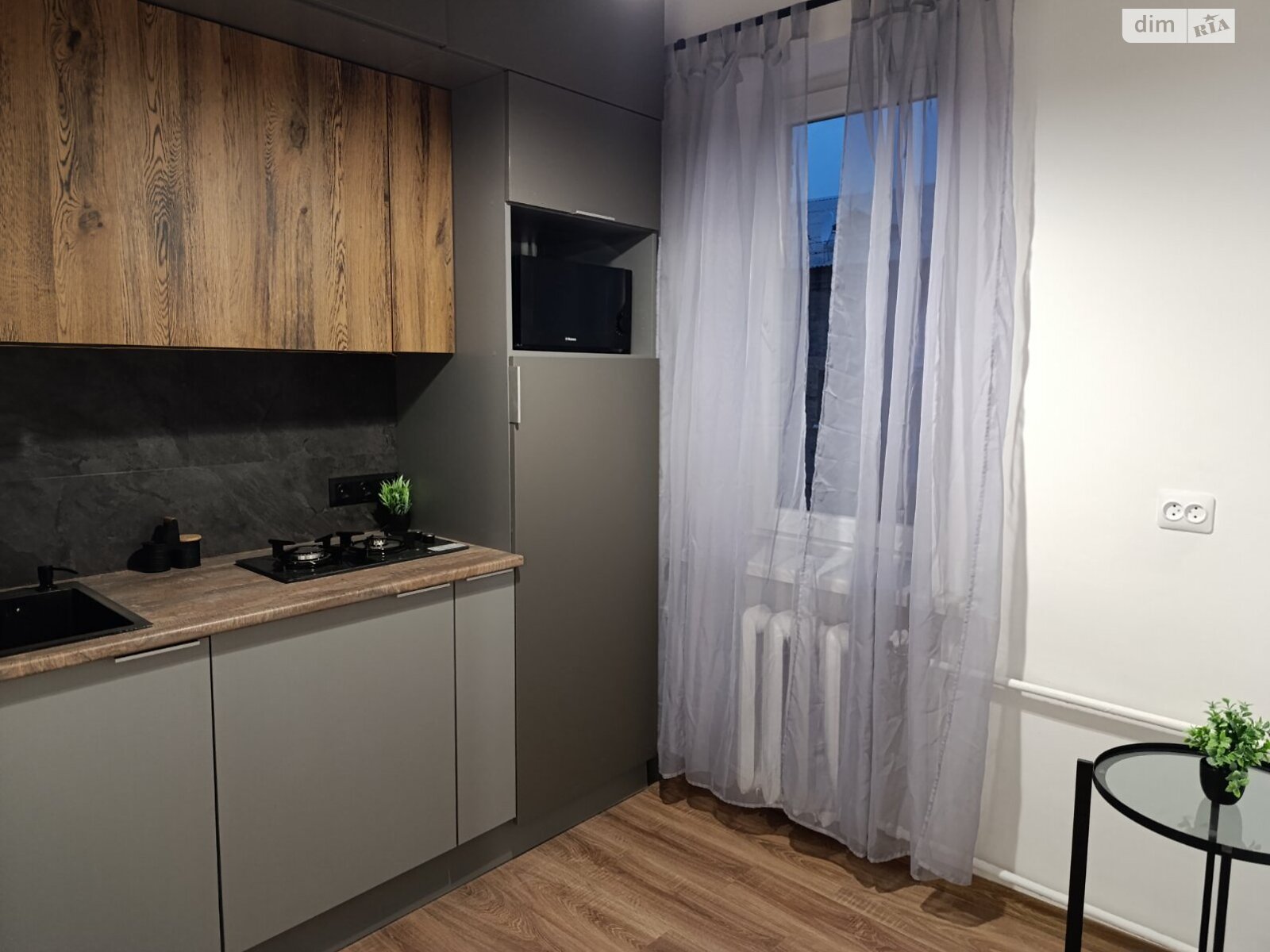 Продажа двухкомнатной квартиры в Киеве, на ул. Межевая 10, район Ветряные Горы фото 1