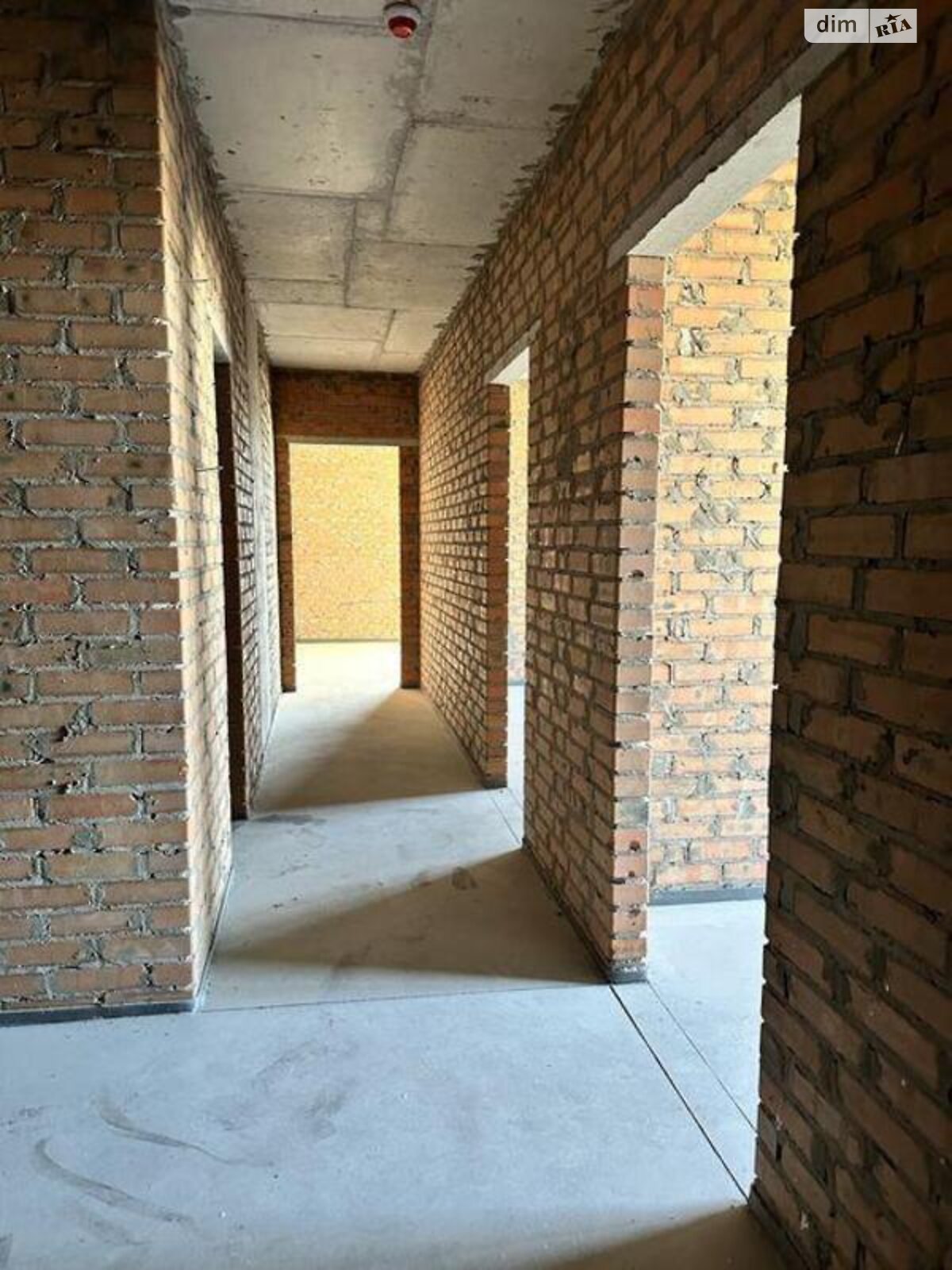 Продаж трикімнатної квартири в Києві, на вул. Вишгородська 45Г, район Вітряні Гори фото 1 Продаж трикімнатної квартири в Києві, на вул. Вишгородська 45Г, район Вітряні Гори фото 1