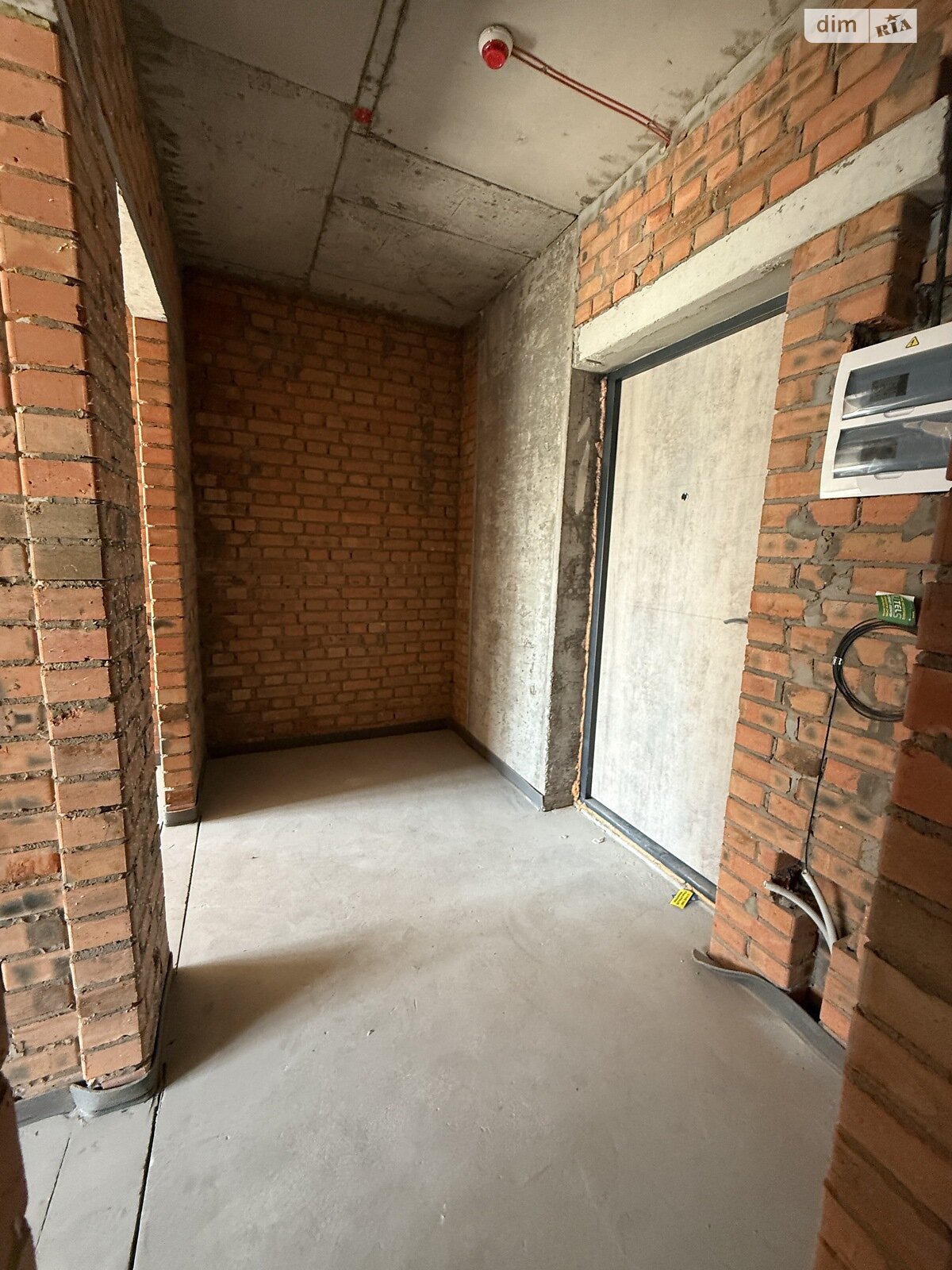 Продажа однокомнатной квартиры в Киеве, на ул. Вышгородская 45Ж, район Ветряные Горы фото 1