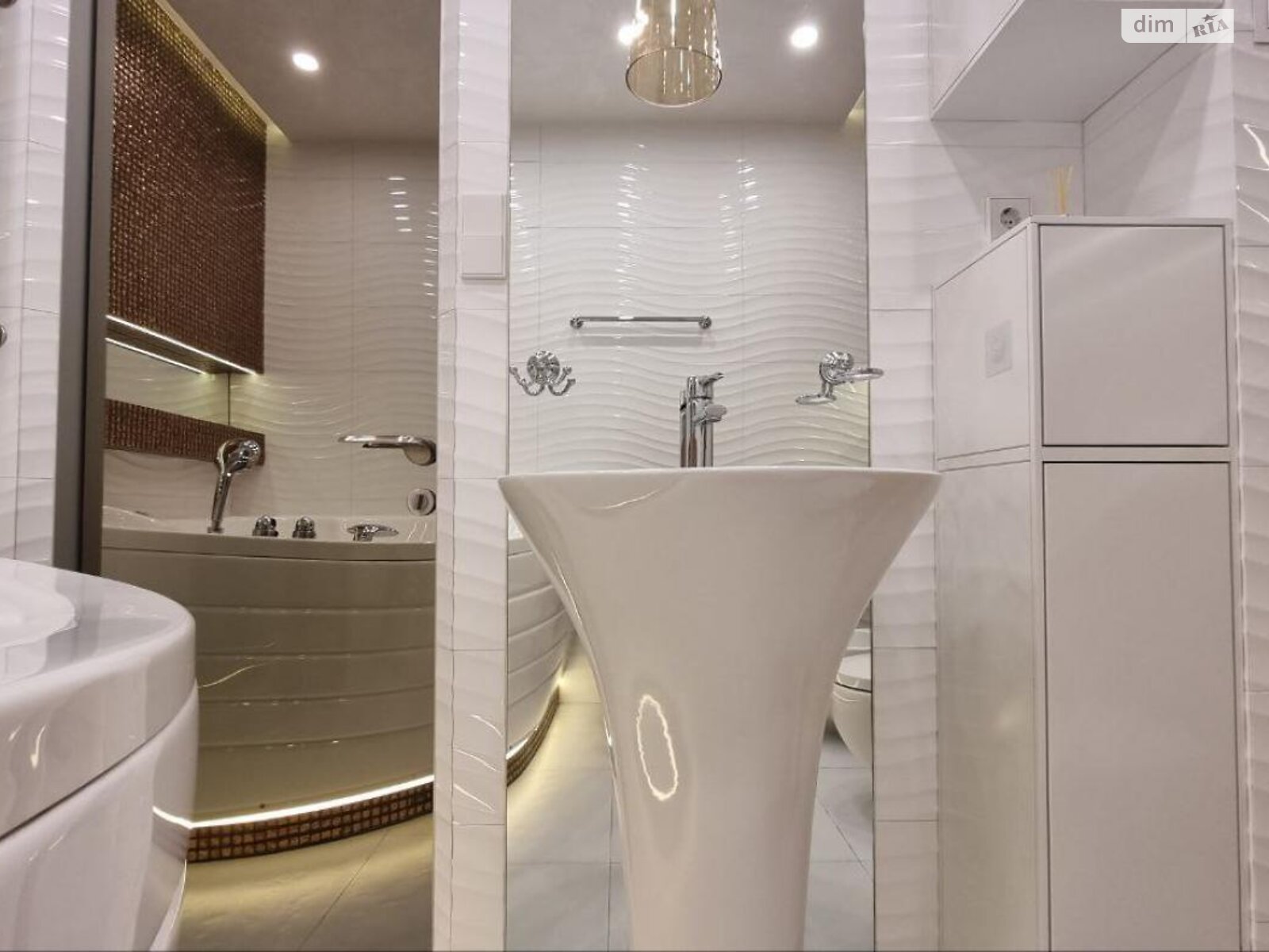 Продажа двухкомнатной квартиры в Киеве, на ул. Вышгородская 45, район Подольский фото 1