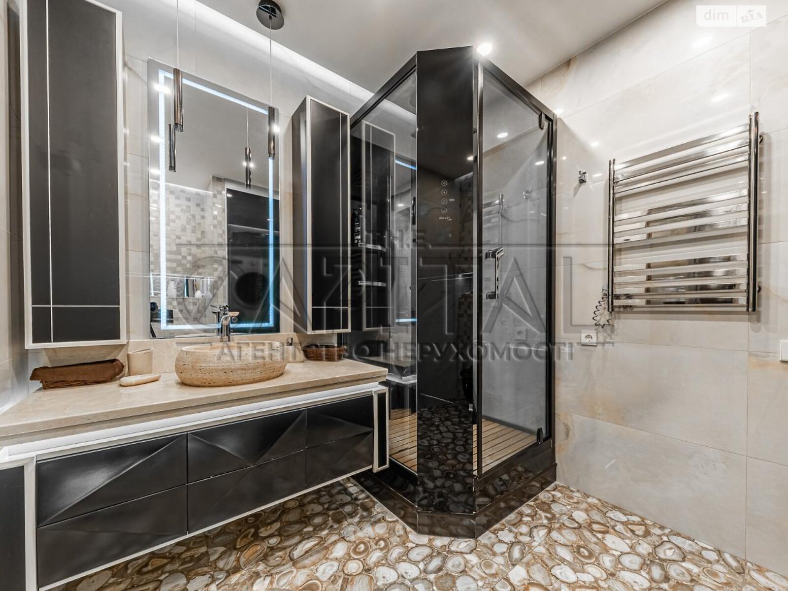 Продажа двухкомнатной квартиры в Киеве, на ул. Вышгородская 45, район Подольский фото 1